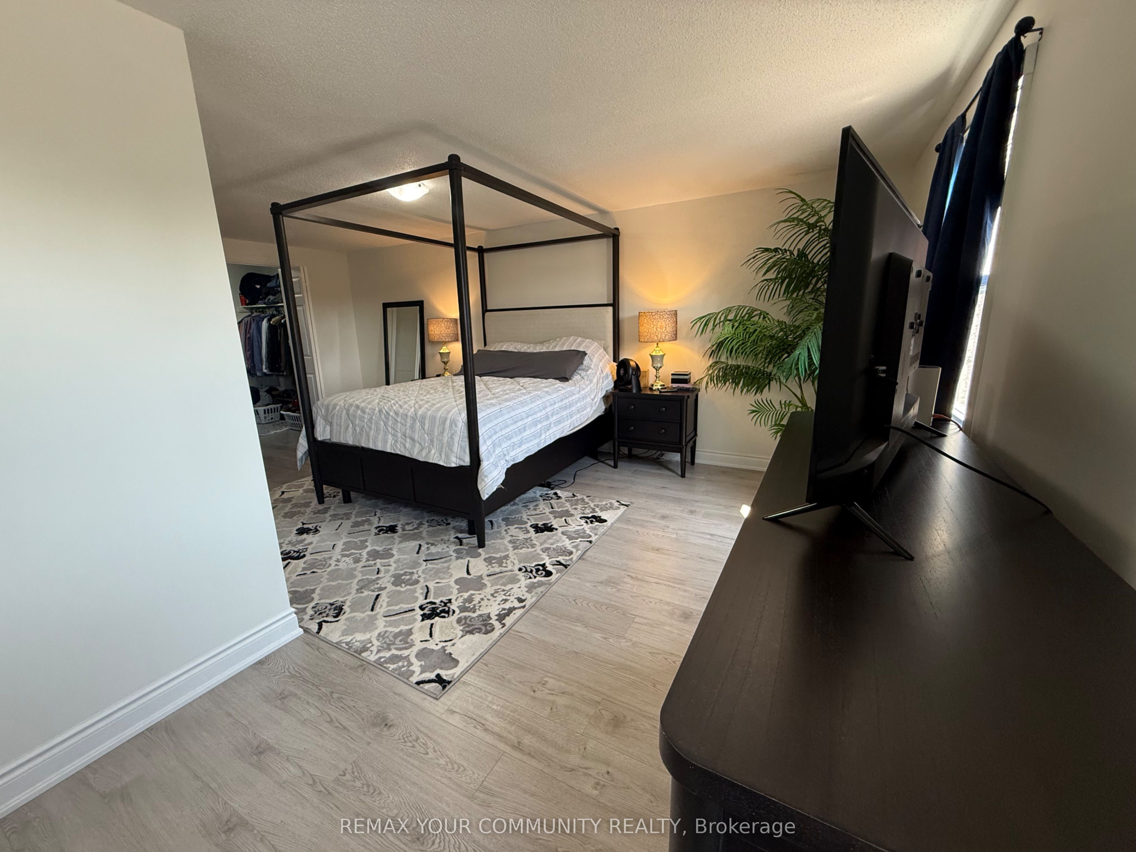 30 Chapman Drive Property Photo 8