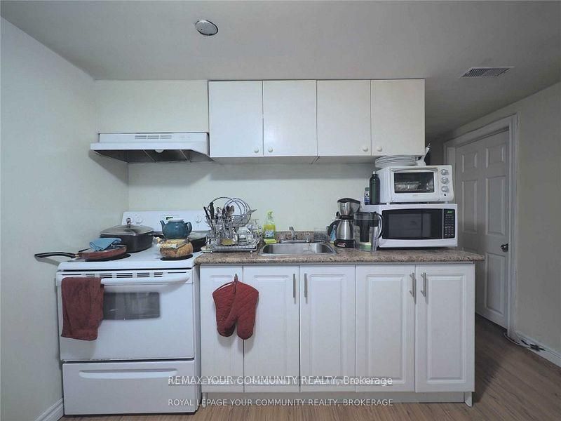 69 Samson Crescent Property Photo 9
