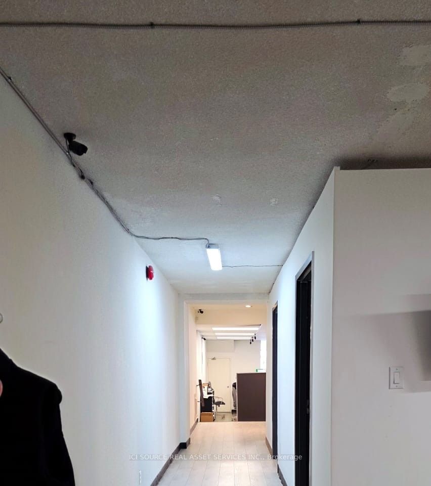 1811 Danforth Avenue Property Photo 8