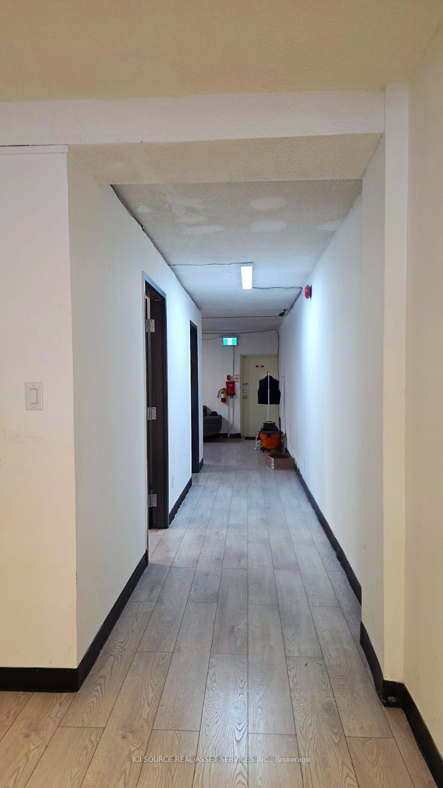 1811 Danforth Avenue Property Photo 9