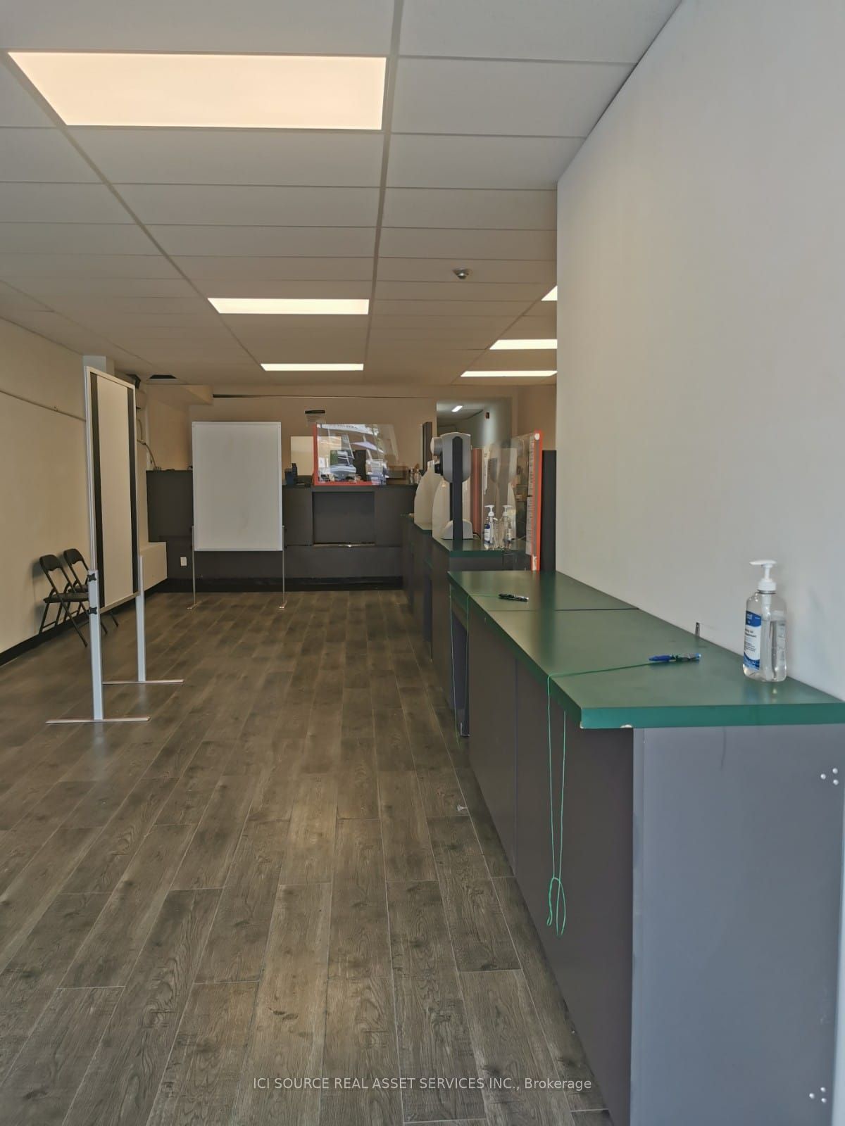 1811 Danforth Avenue Property Photo 14