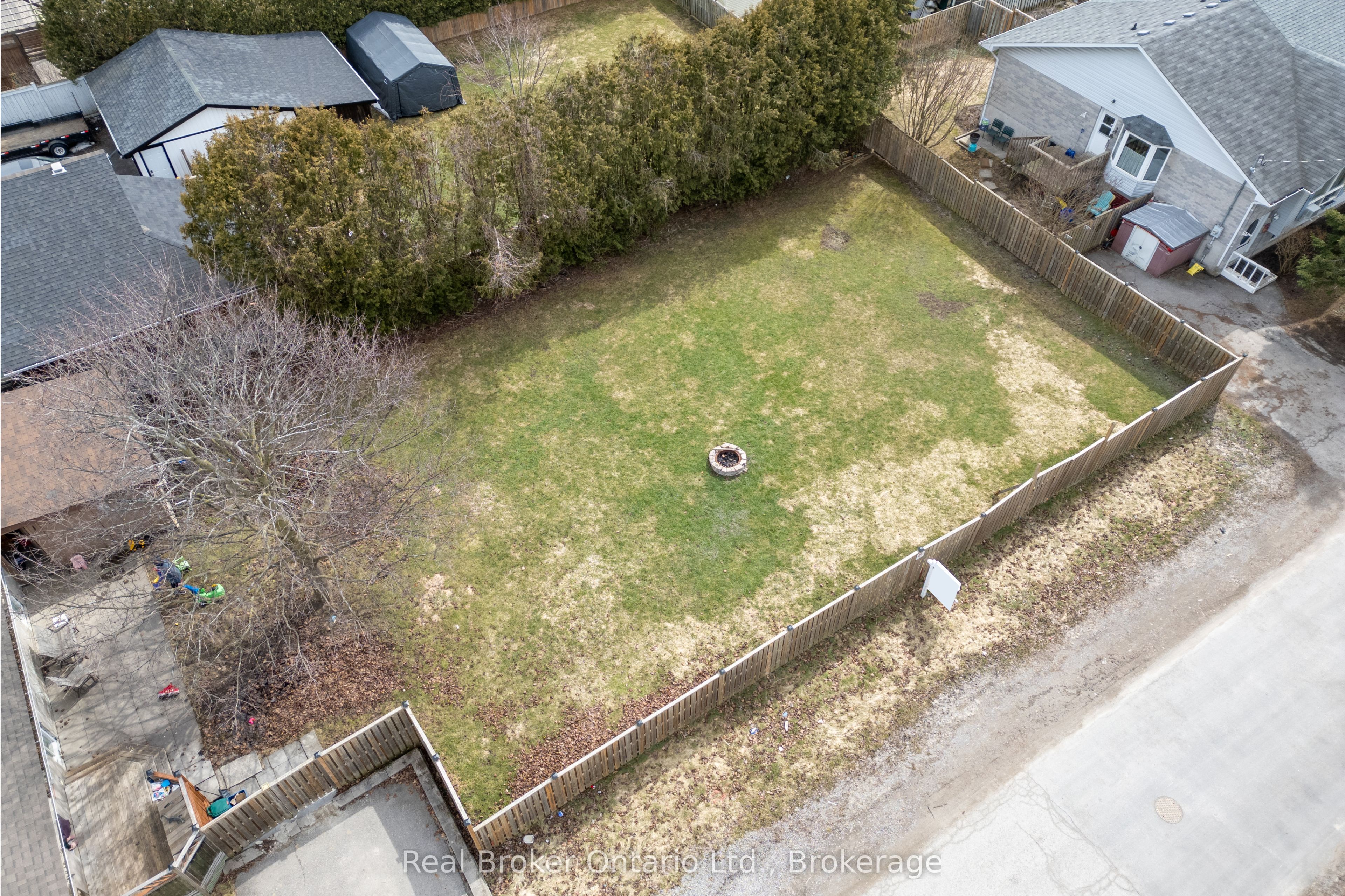 108 Ontario Street LOT 2 & 3