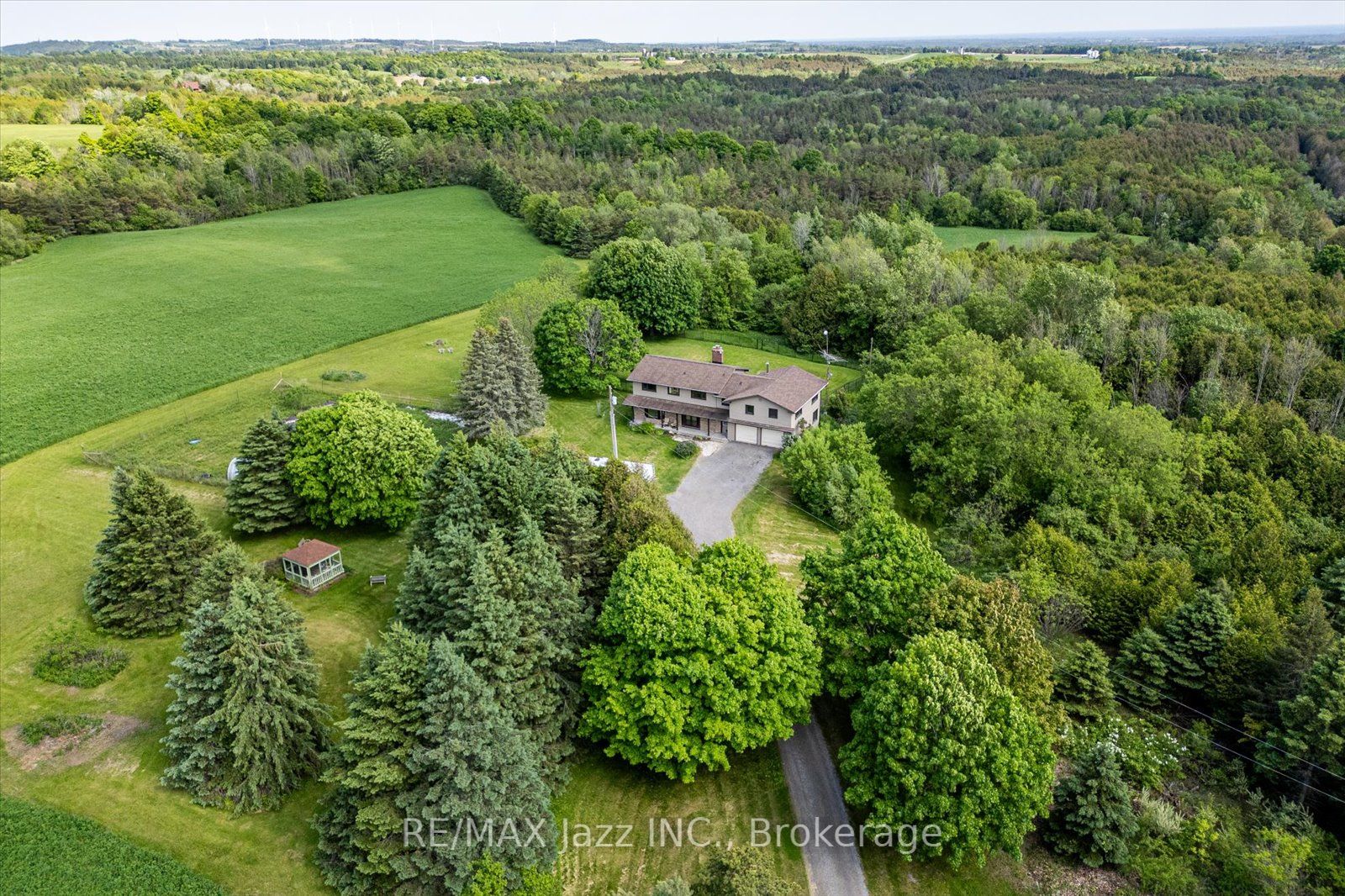 8733 Leskard Road Property Photo 1
