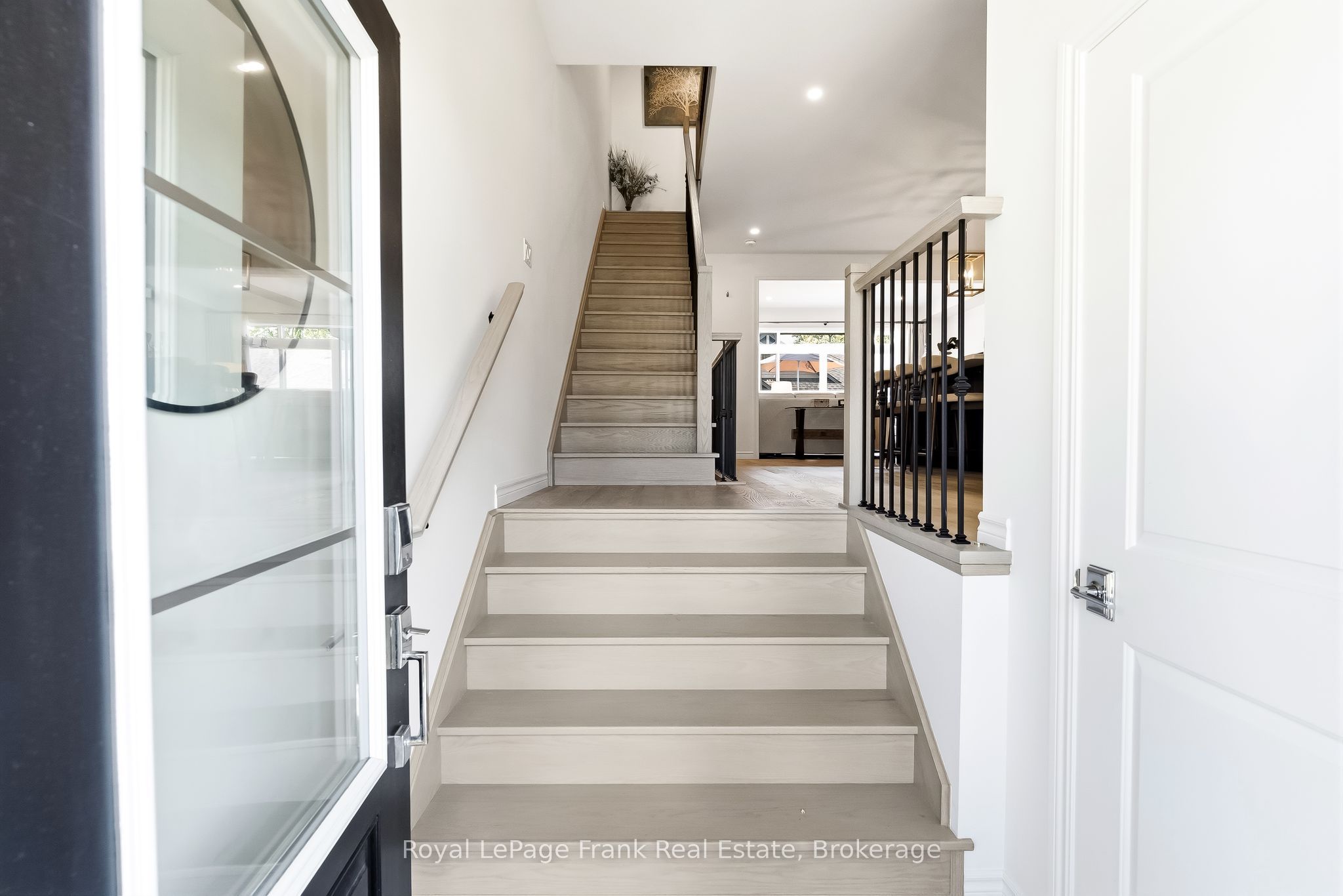 27 Shand Lane Property Photo 5