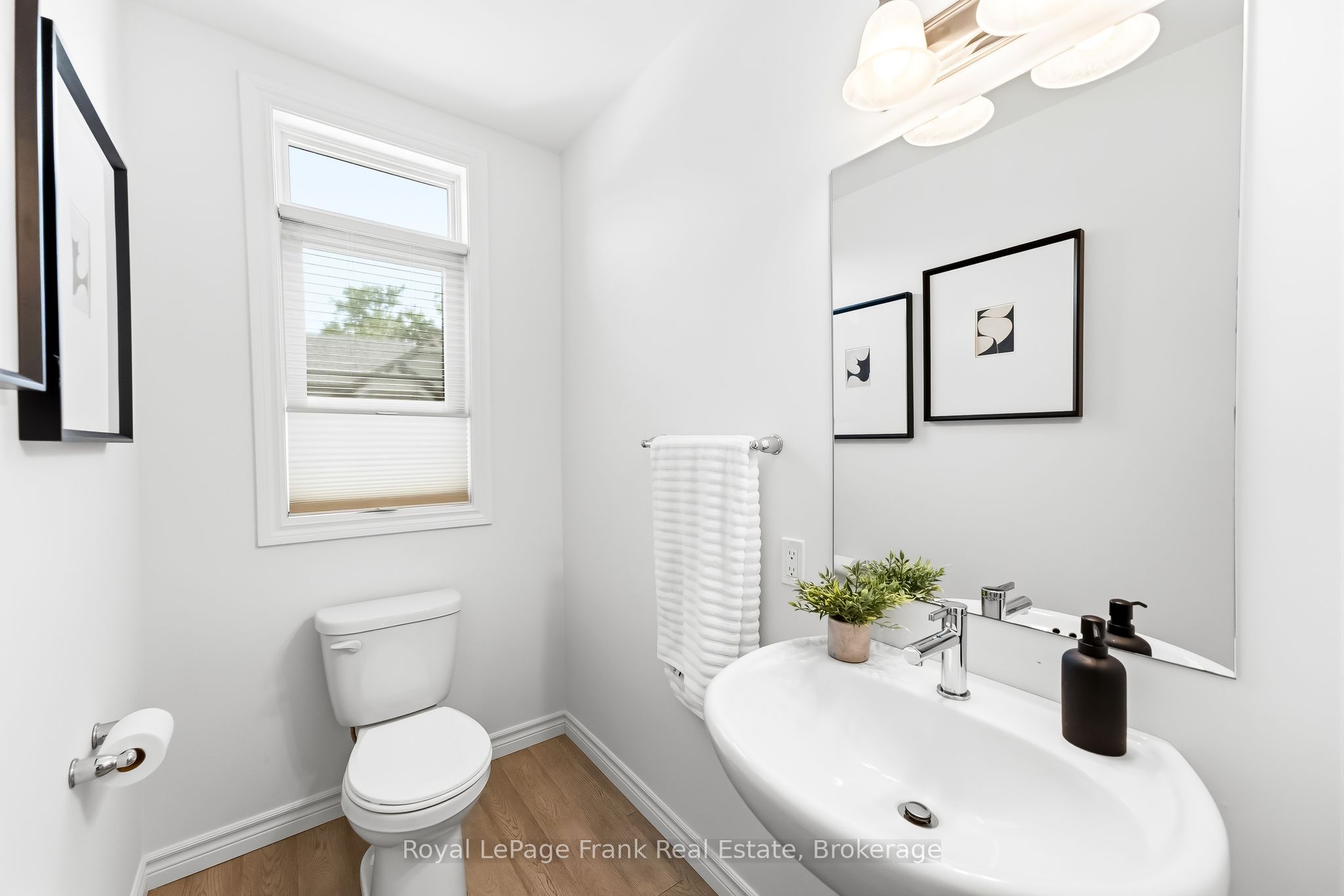 27 Shand Lane Property Photo 19