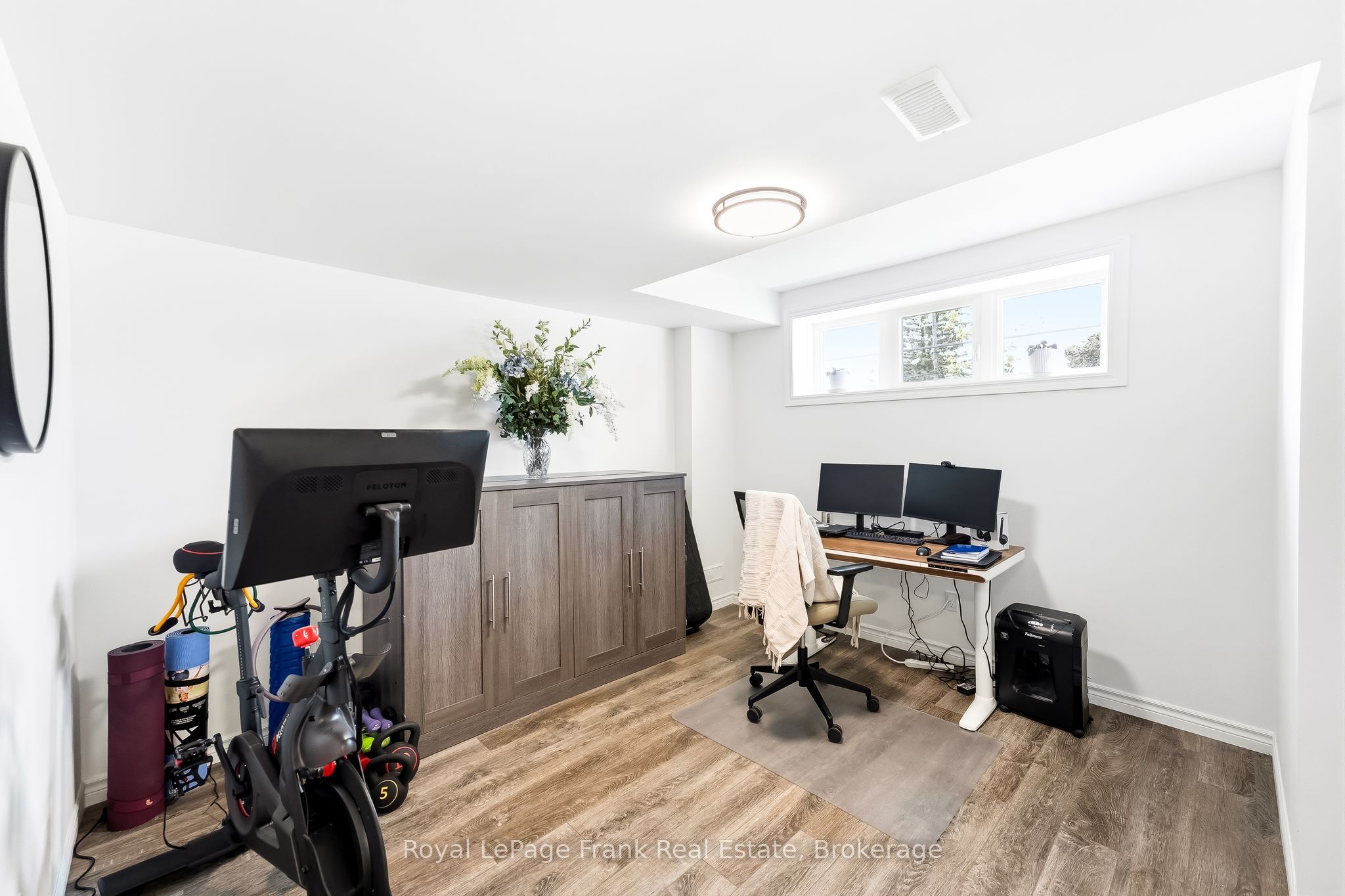 27 Shand Lane Property Photo 32