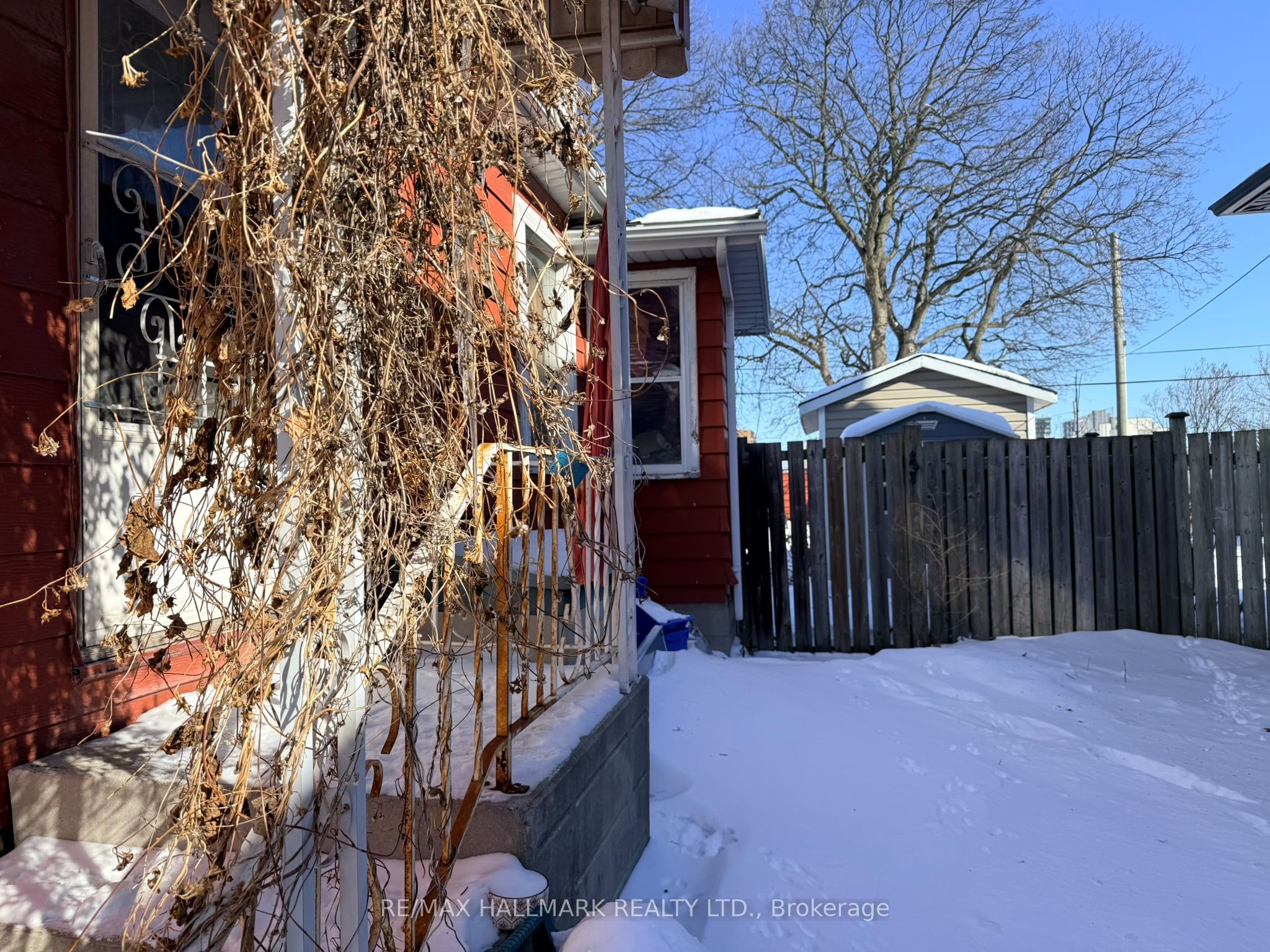 87 Gladstone Avenue Property Photo 3