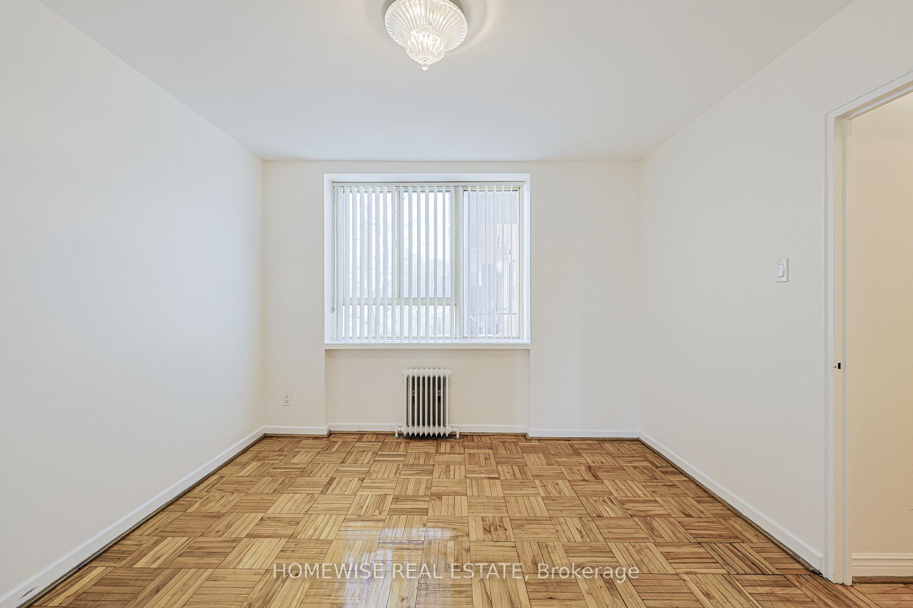 485 Kingston Road 506 Property Photo 6