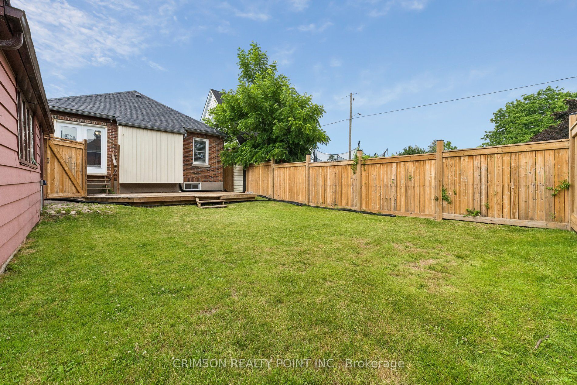 503 Athol Street E Property Photo 41