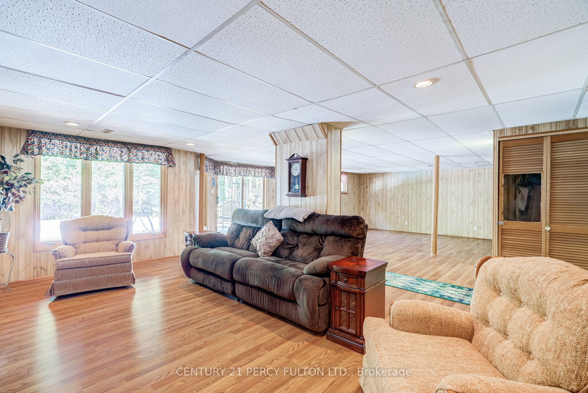 898 Baylawn Drive Property Photo 40