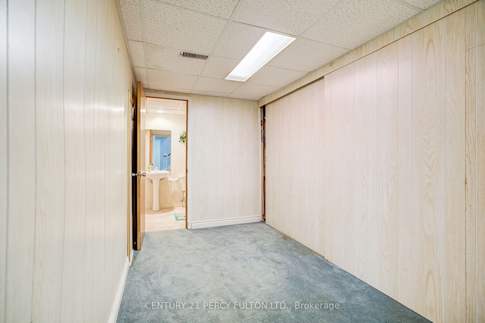 898 Baylawn Drive Property Photo 43