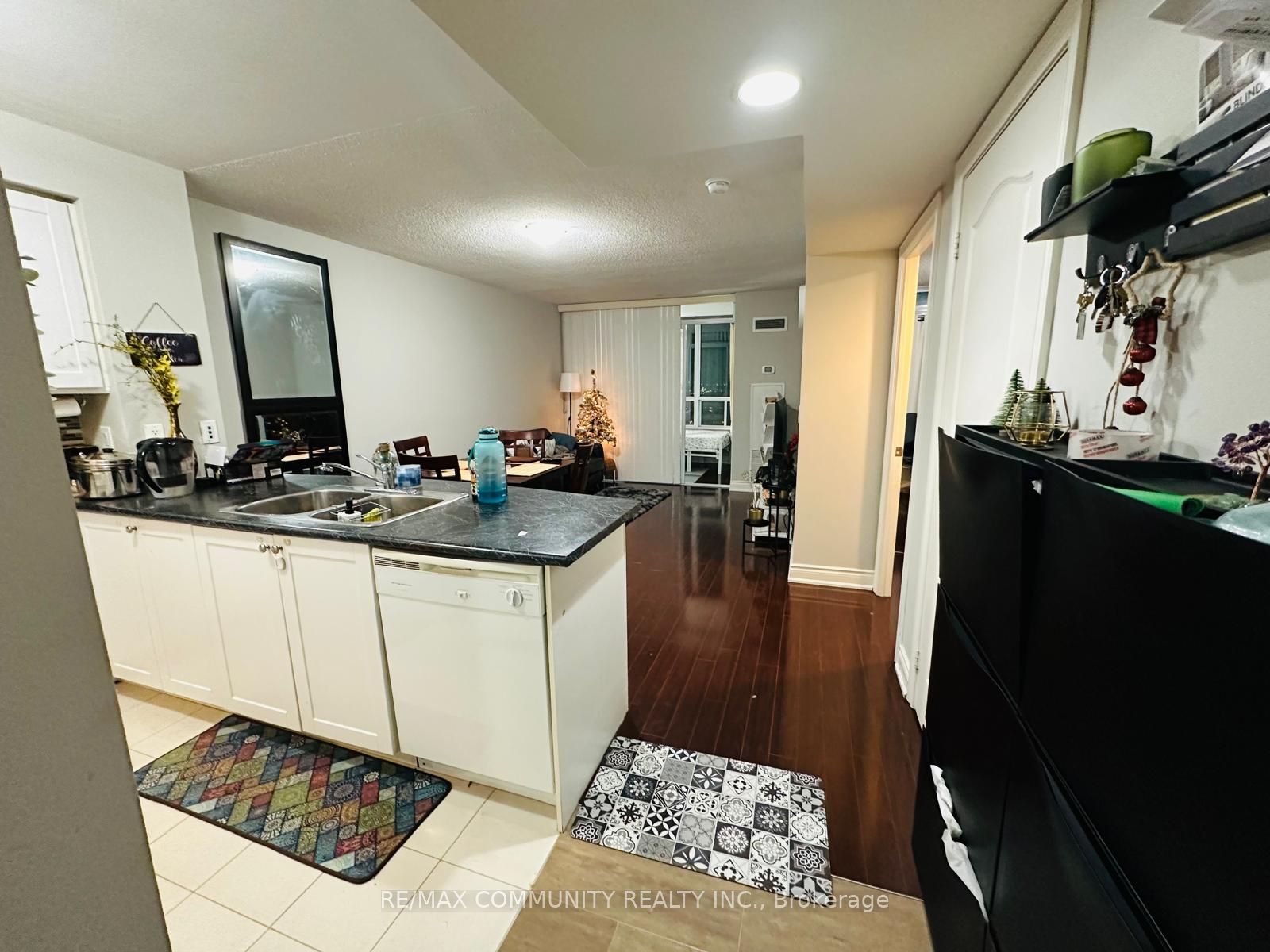 50 Brian Harrison Way 1903 Property Photo 4