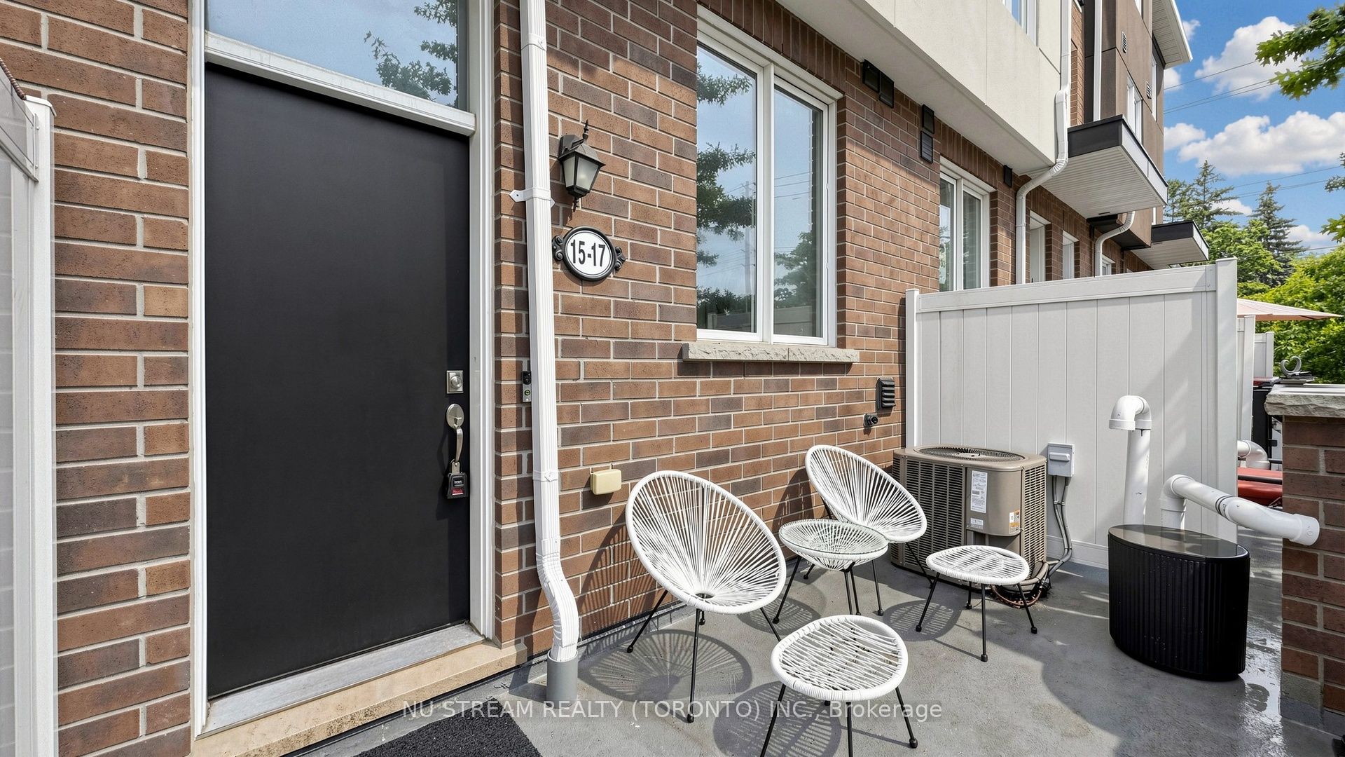 15 Heron Park Place 17 Property Photo 3
