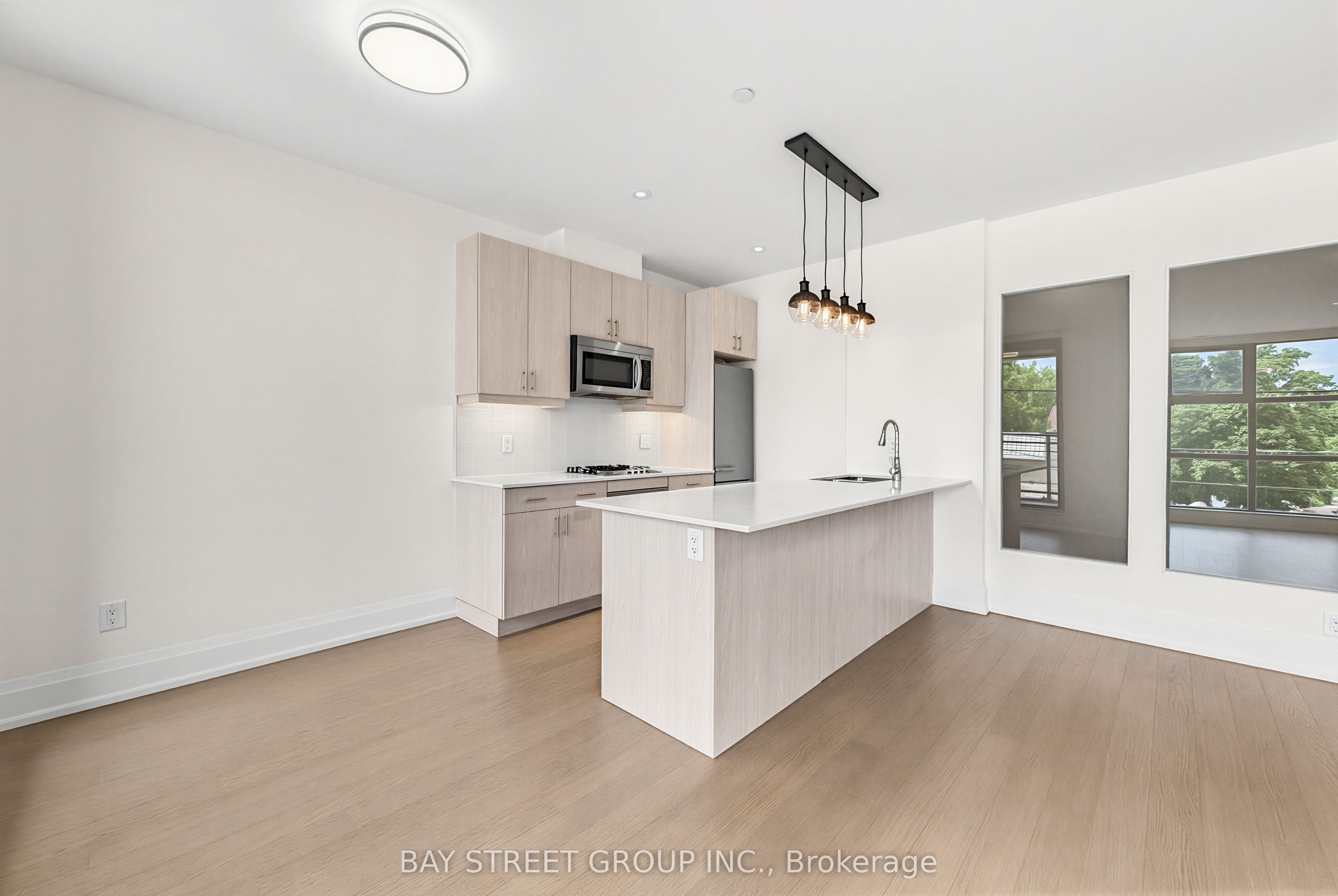 365 Beech Avenue 208 Property Photo 9
