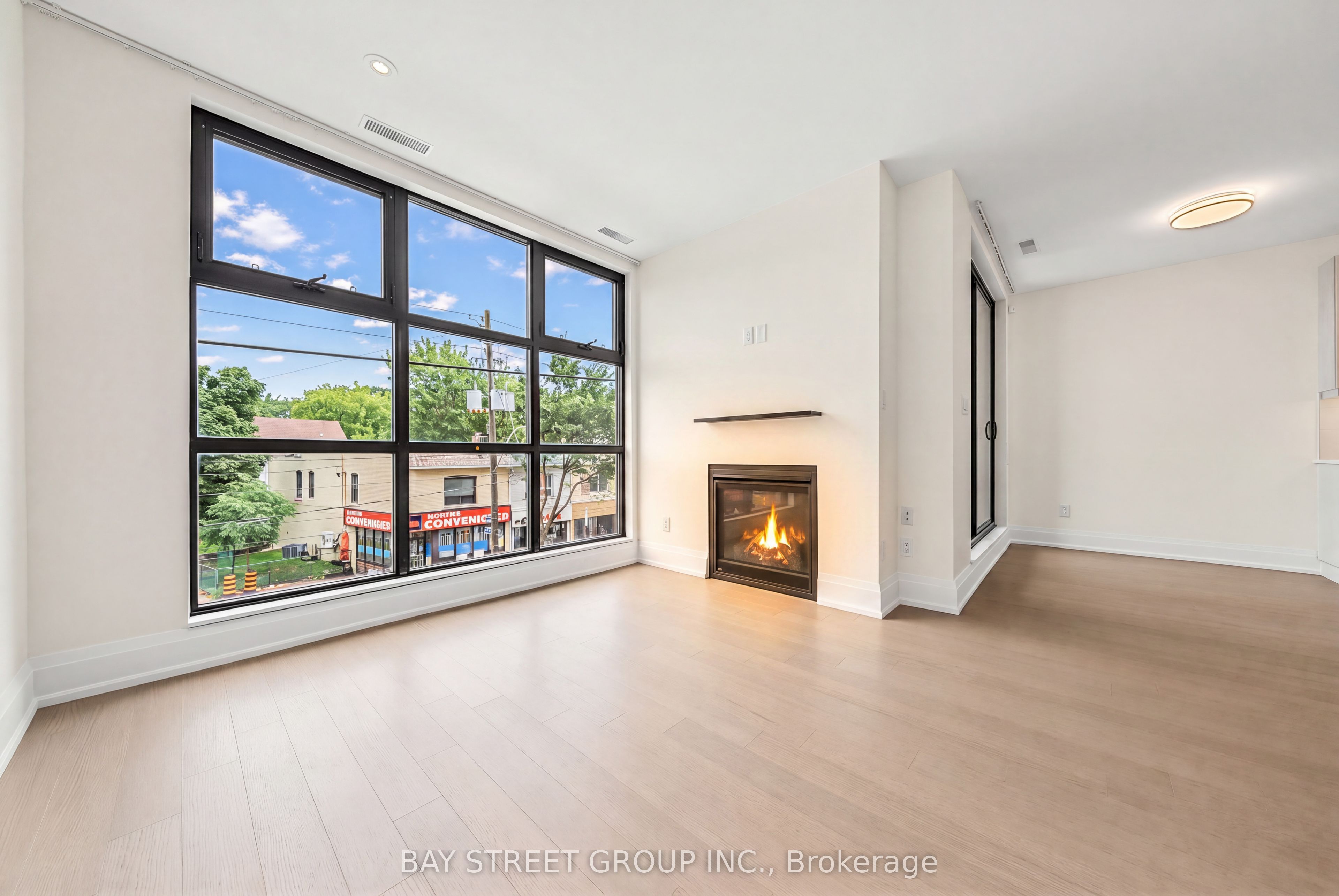 365 Beech Avenue 208 Property Photo 15