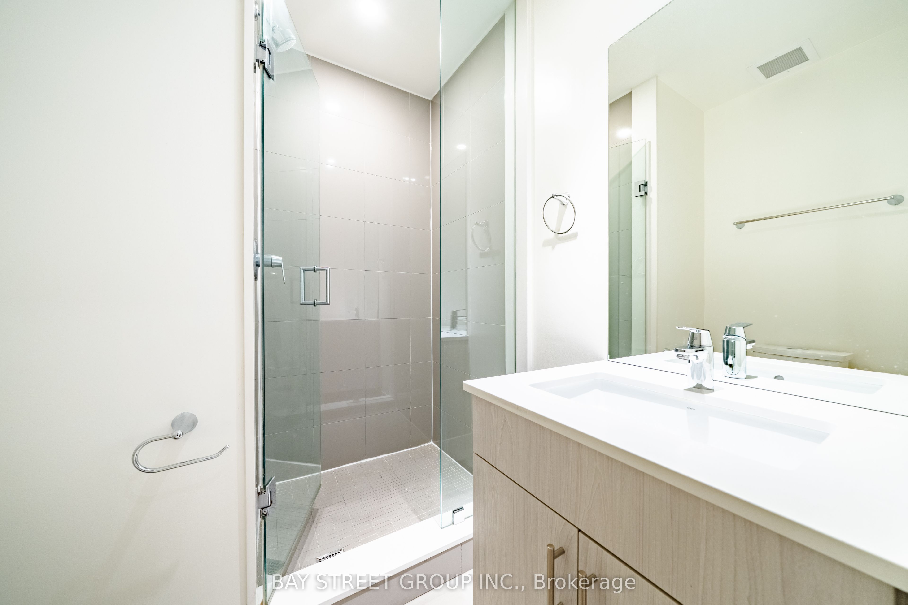 365 Beech Avenue 208 Property Photo 23
