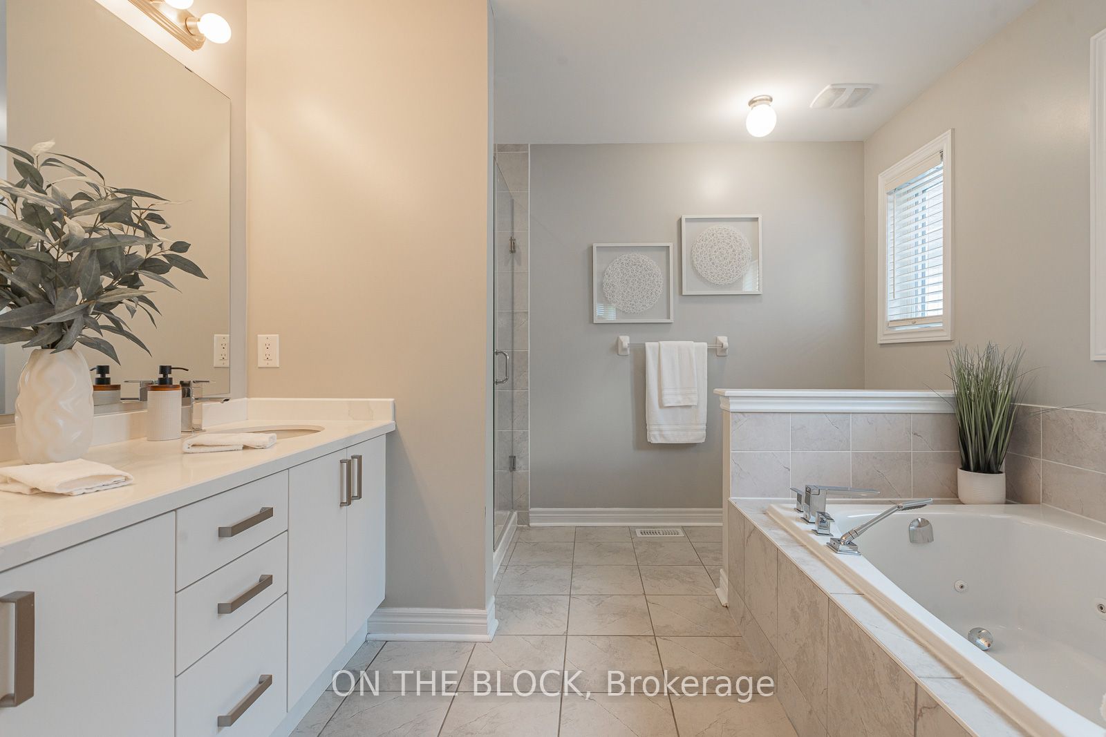 125 Leney Street Property Photo 17
