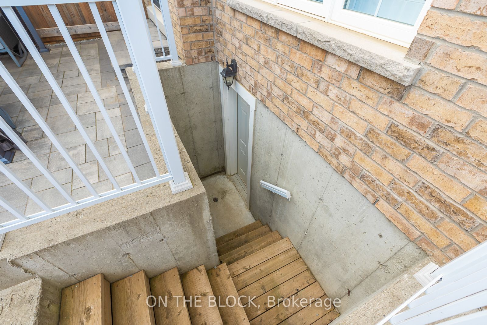 125 Leney Street Property Photo 22