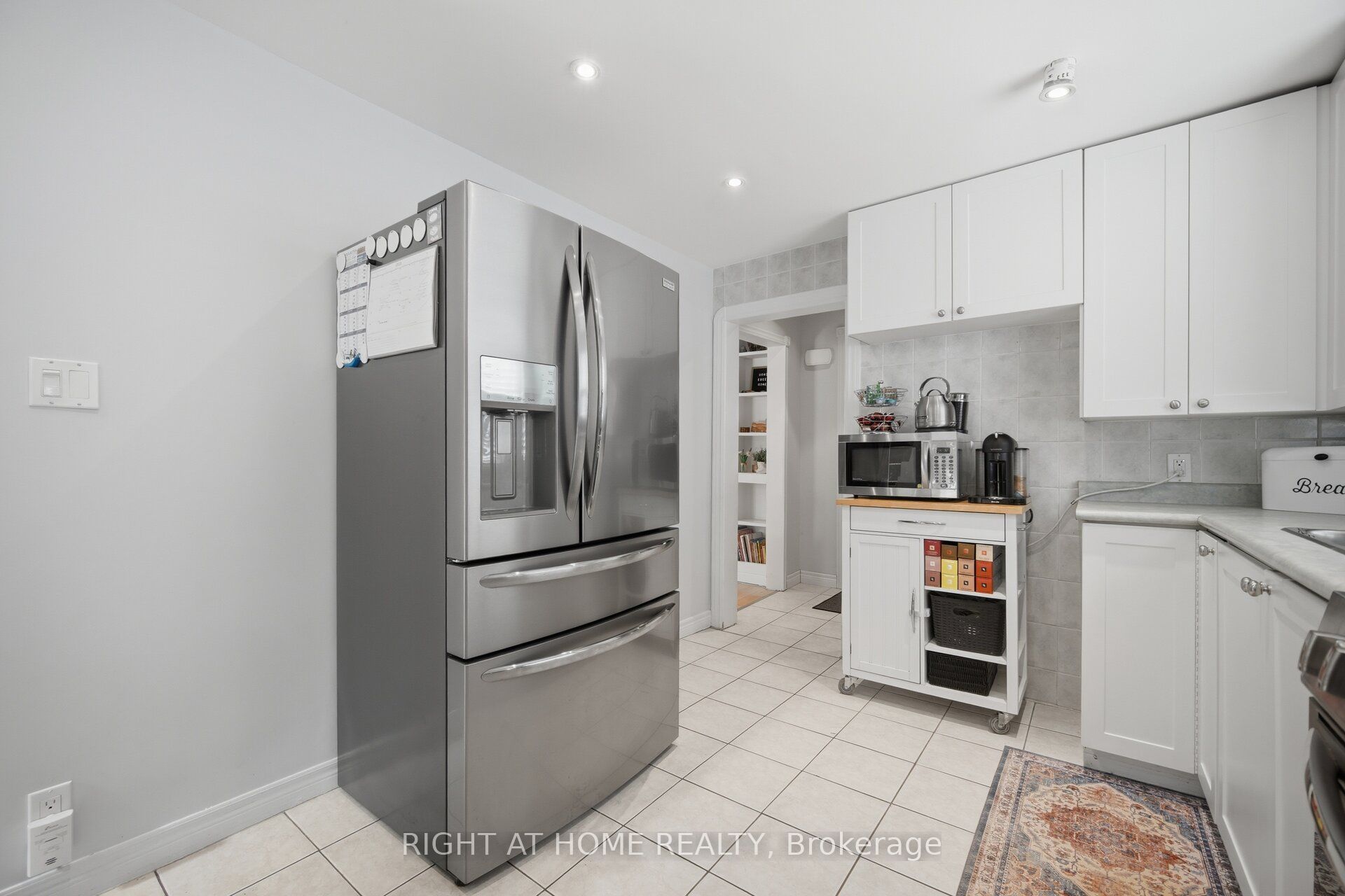 18 Vanbrugh Avenue Property Photo 7