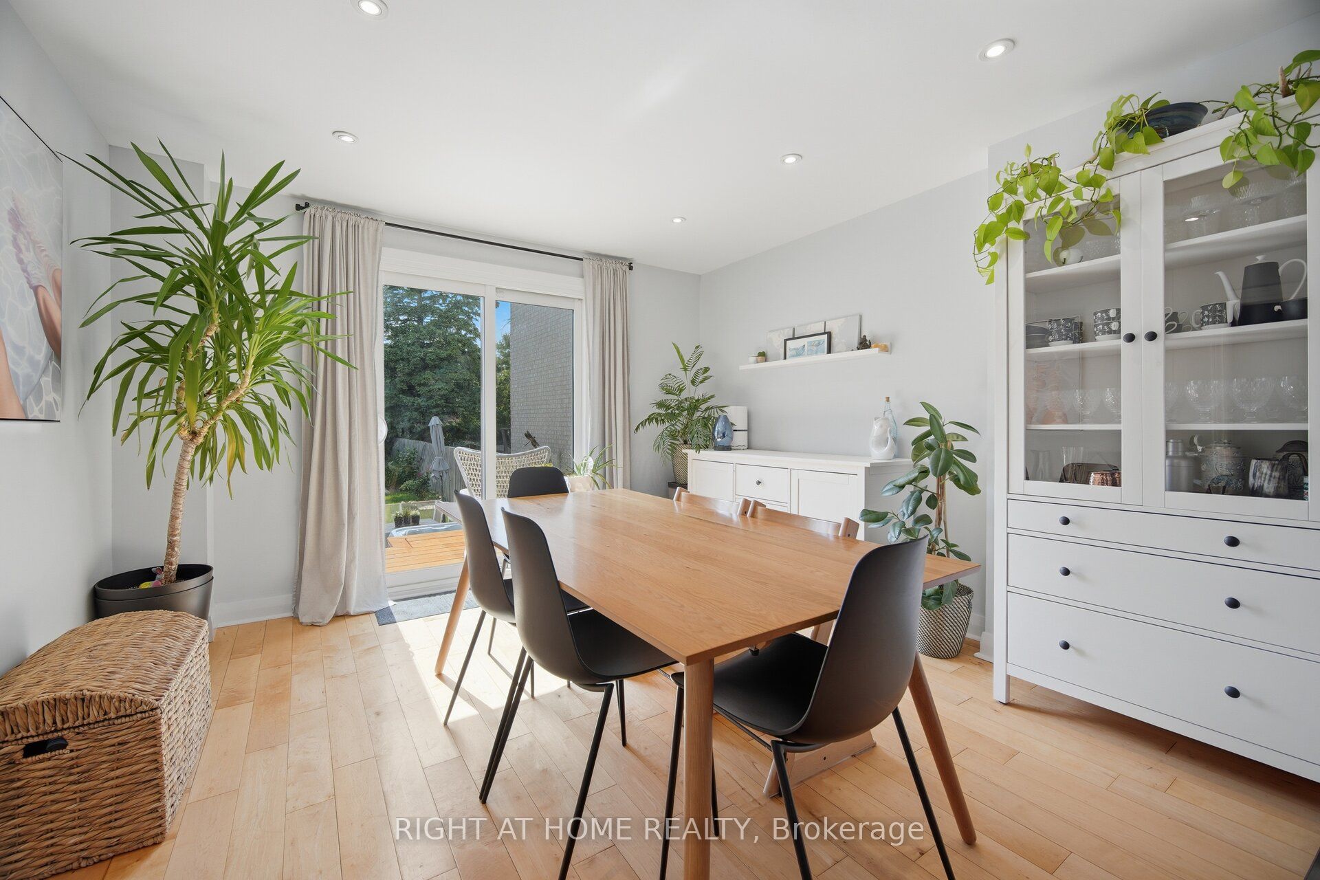 18 Vanbrugh Avenue Property Photo 12