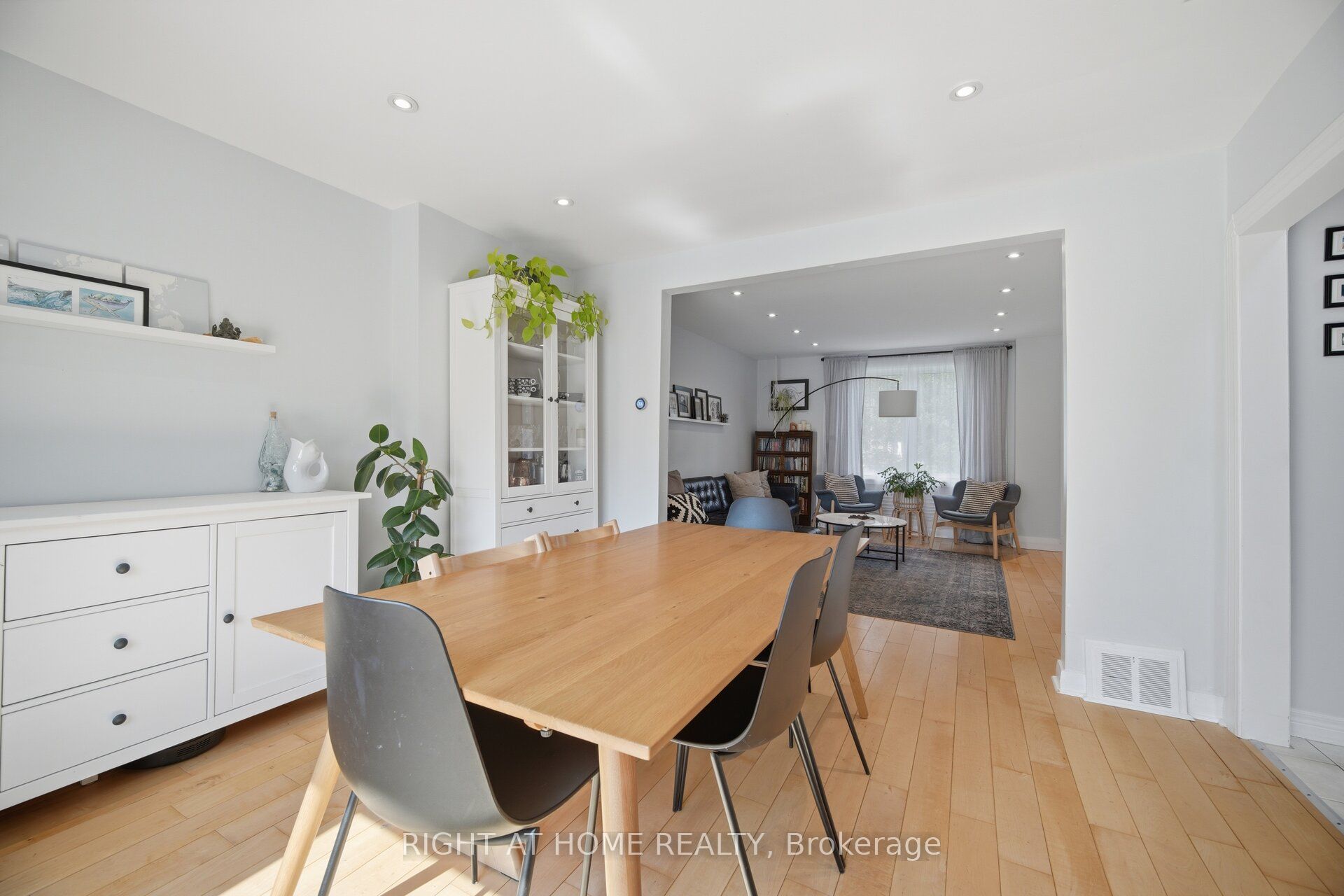 18 Vanbrugh Avenue Property Photo 14