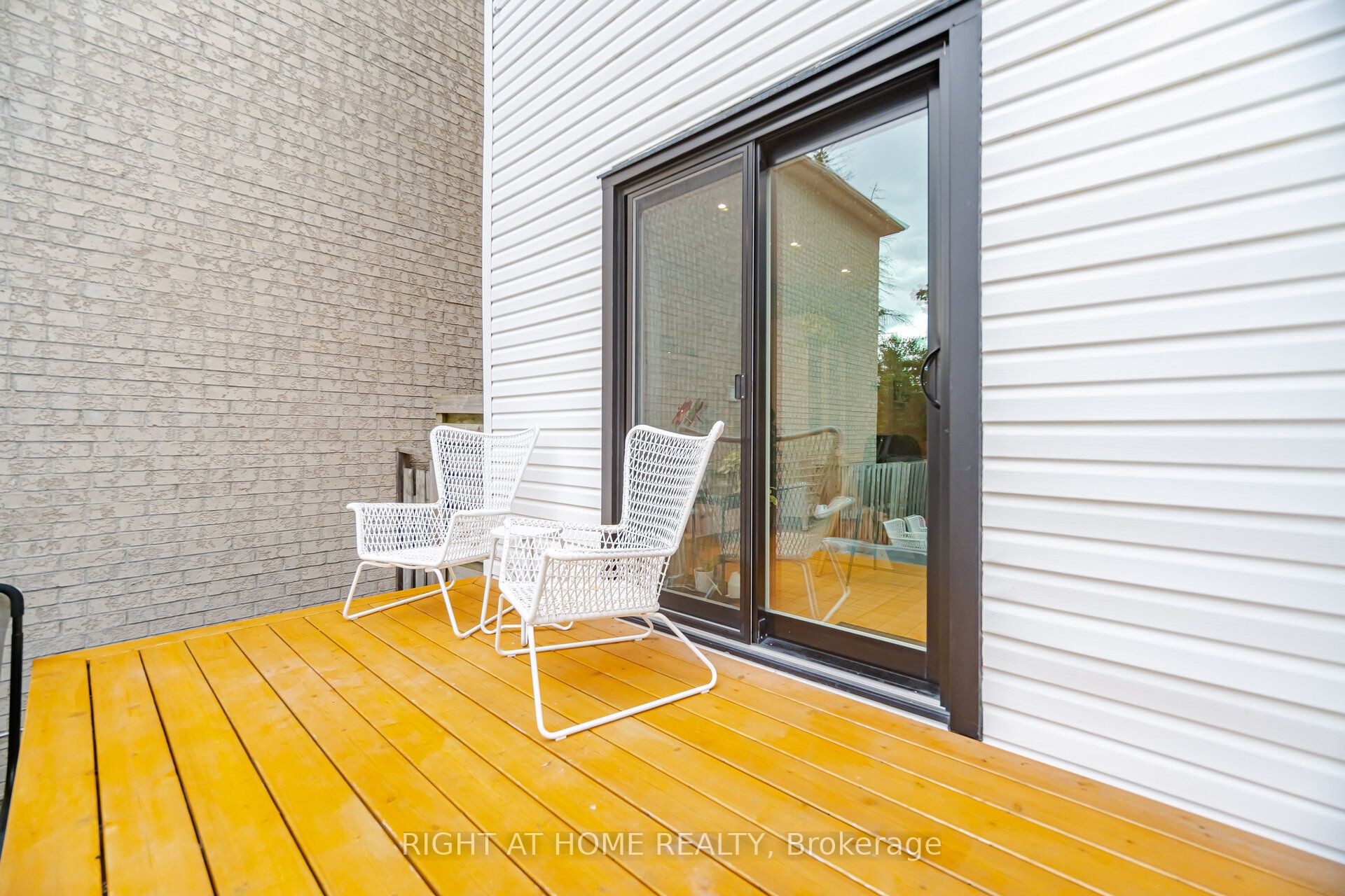 18 Vanbrugh Avenue Property Photo 41