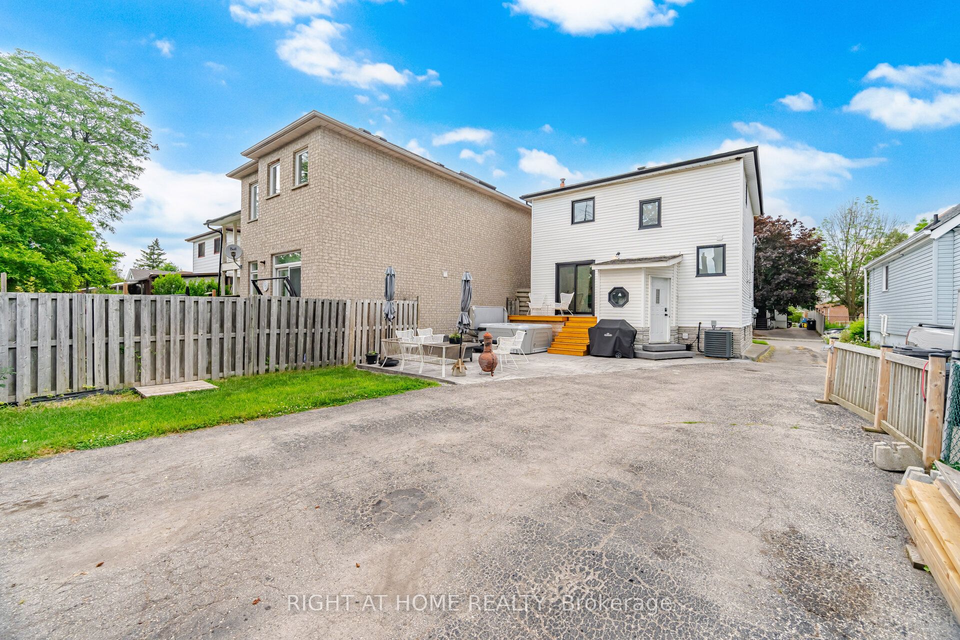 18 Vanbrugh Avenue Property Photo 44