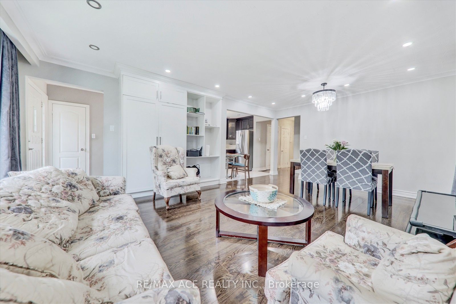 10 Blakemanor Boulevard Property Photo 15