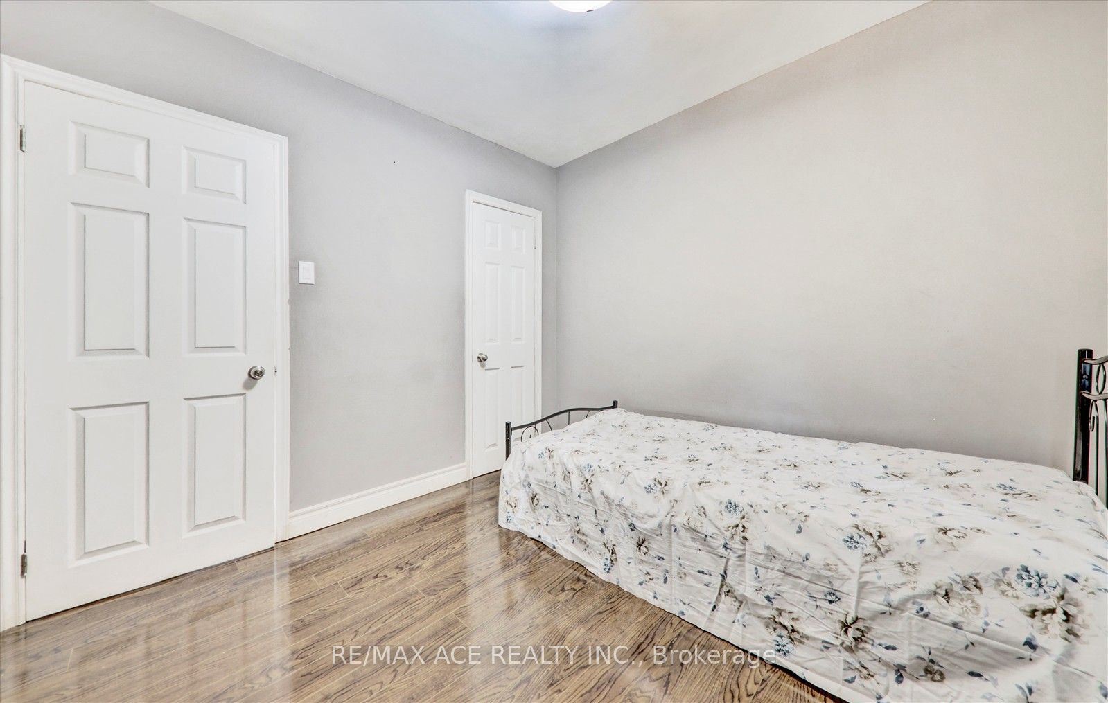 10 Blakemanor Boulevard Property Photo 17