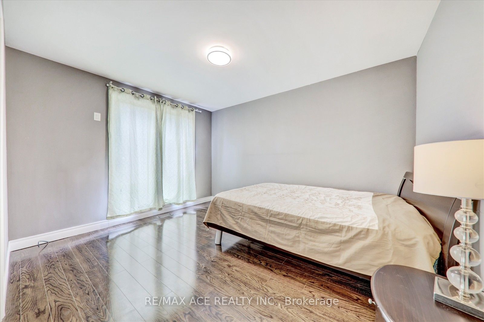 10 Blakemanor Boulevard Property Photo 18