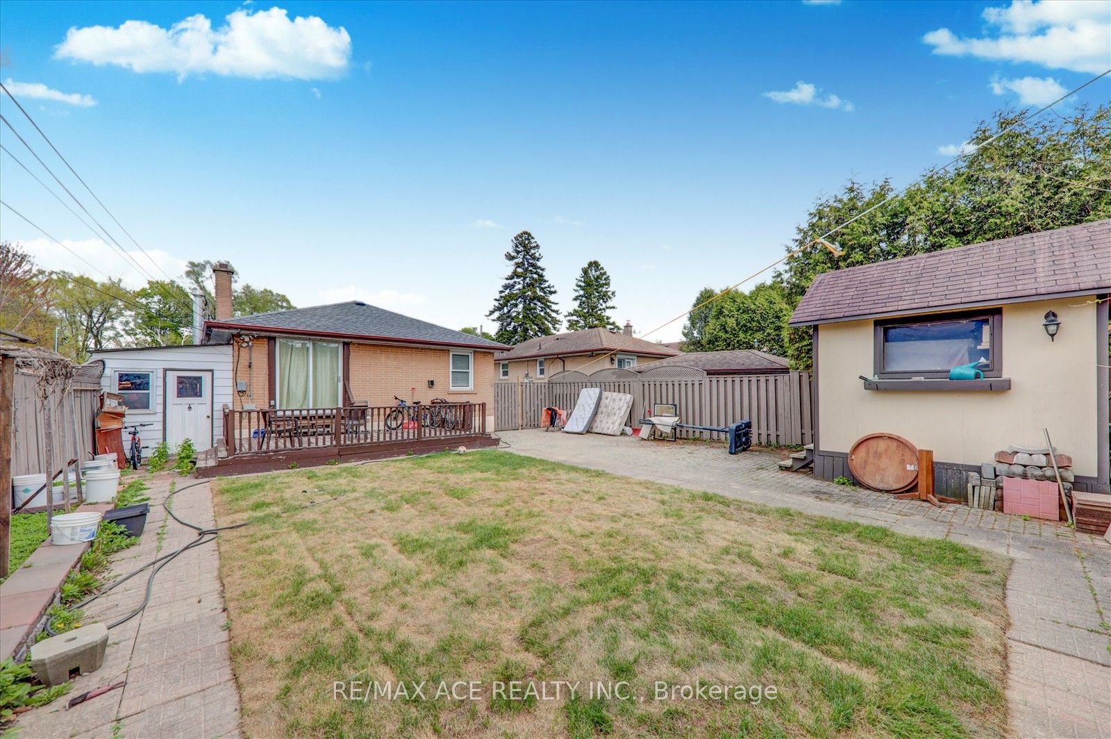 10 Blakemanor Boulevard Property Photo 35