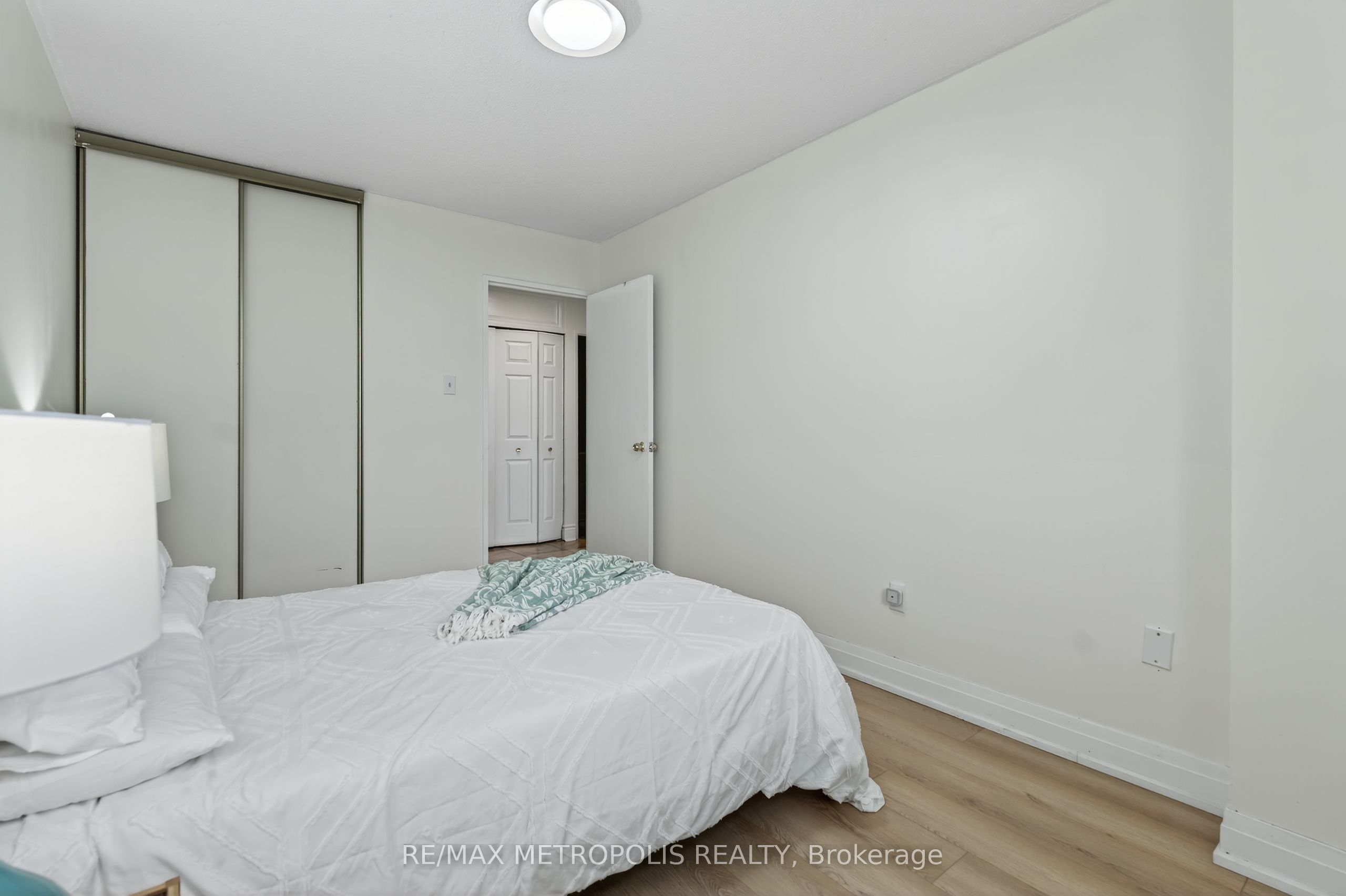 44 Falby Court 707 Property Photo 4