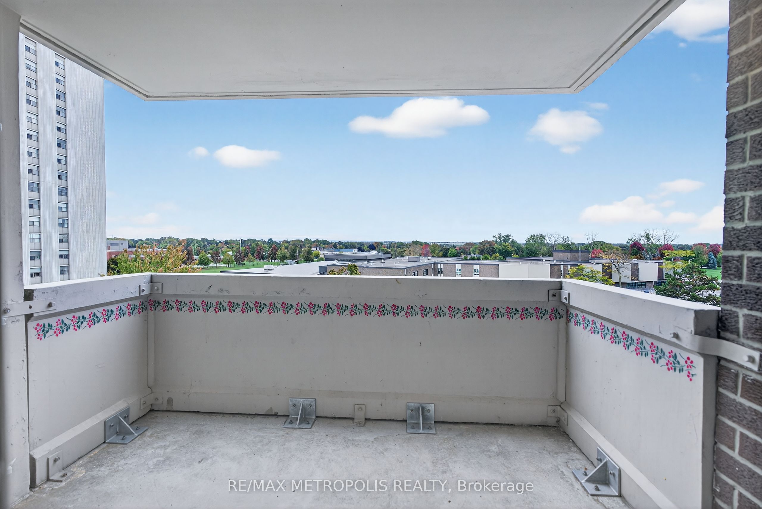 44 Falby Court 707 Property Photo 16