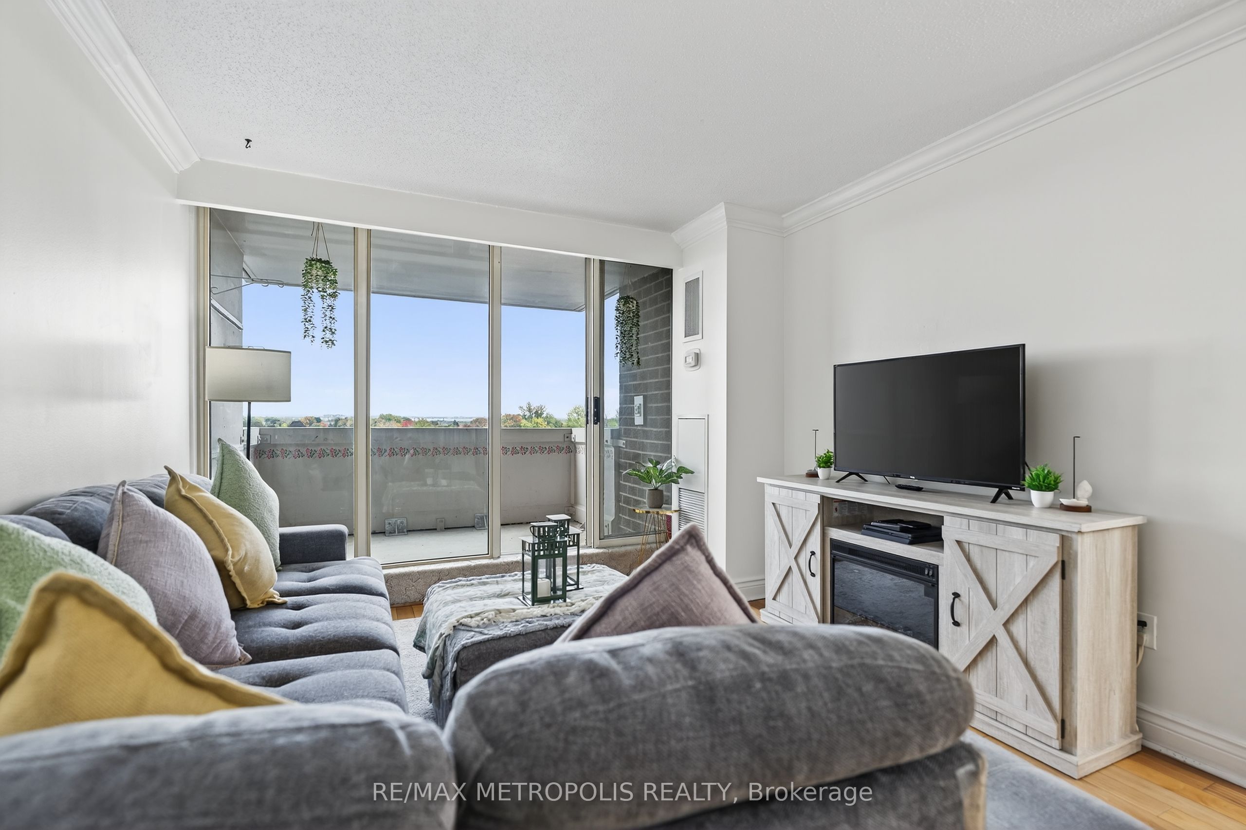 44 Falby Court 707 Property Photo 17
