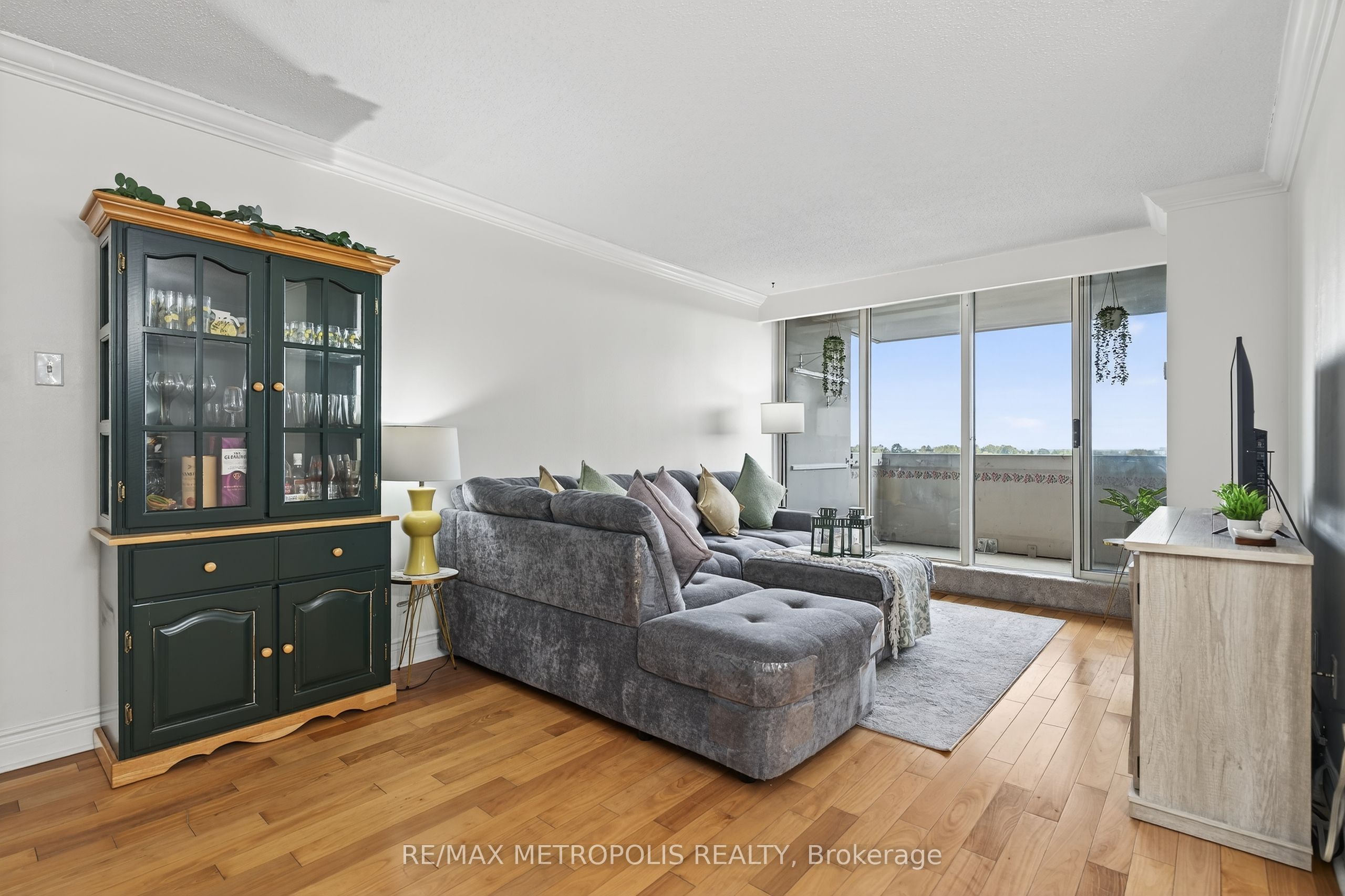 44 Falby Court 707 Property Photo 18