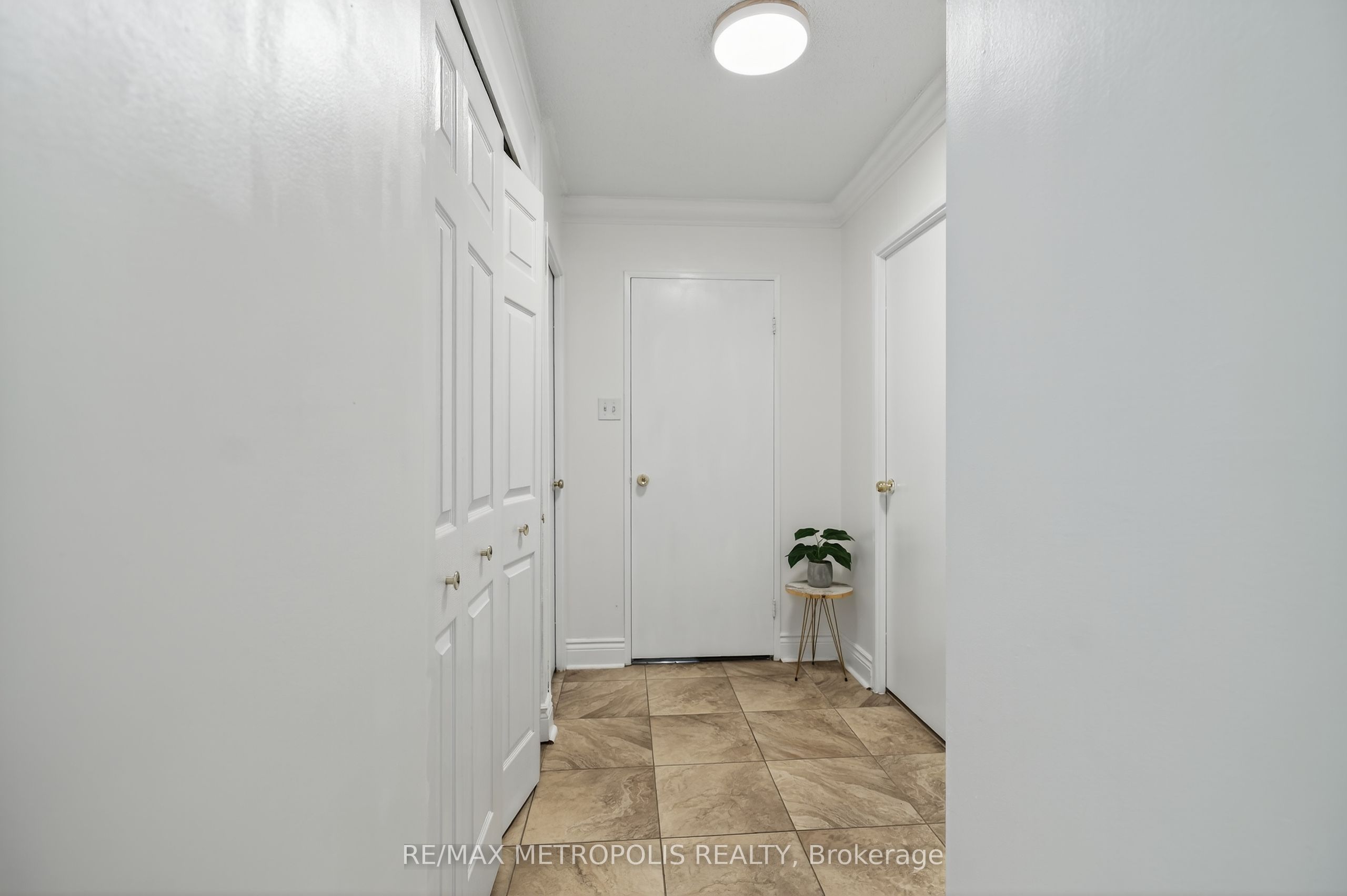 44 Falby Court 707 Property Photo 21