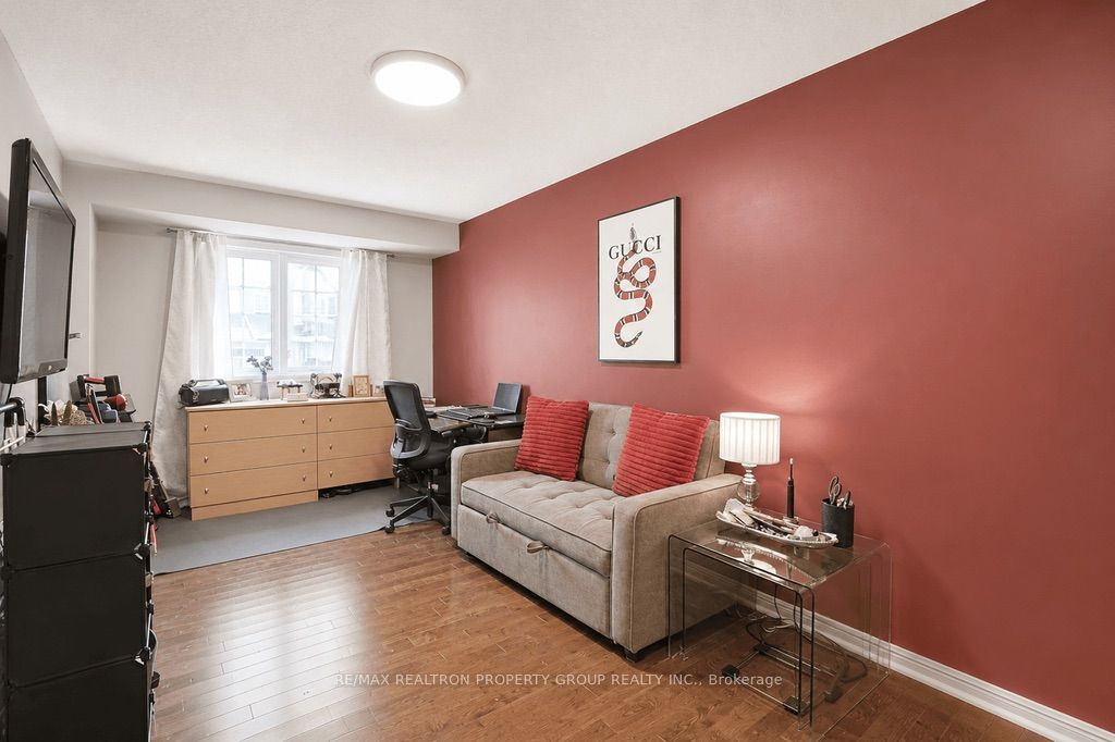 1400 The Esplanade N 402 Property Photo 11