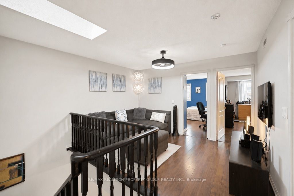 1400 The Esplanade N 402 Property Photo 14