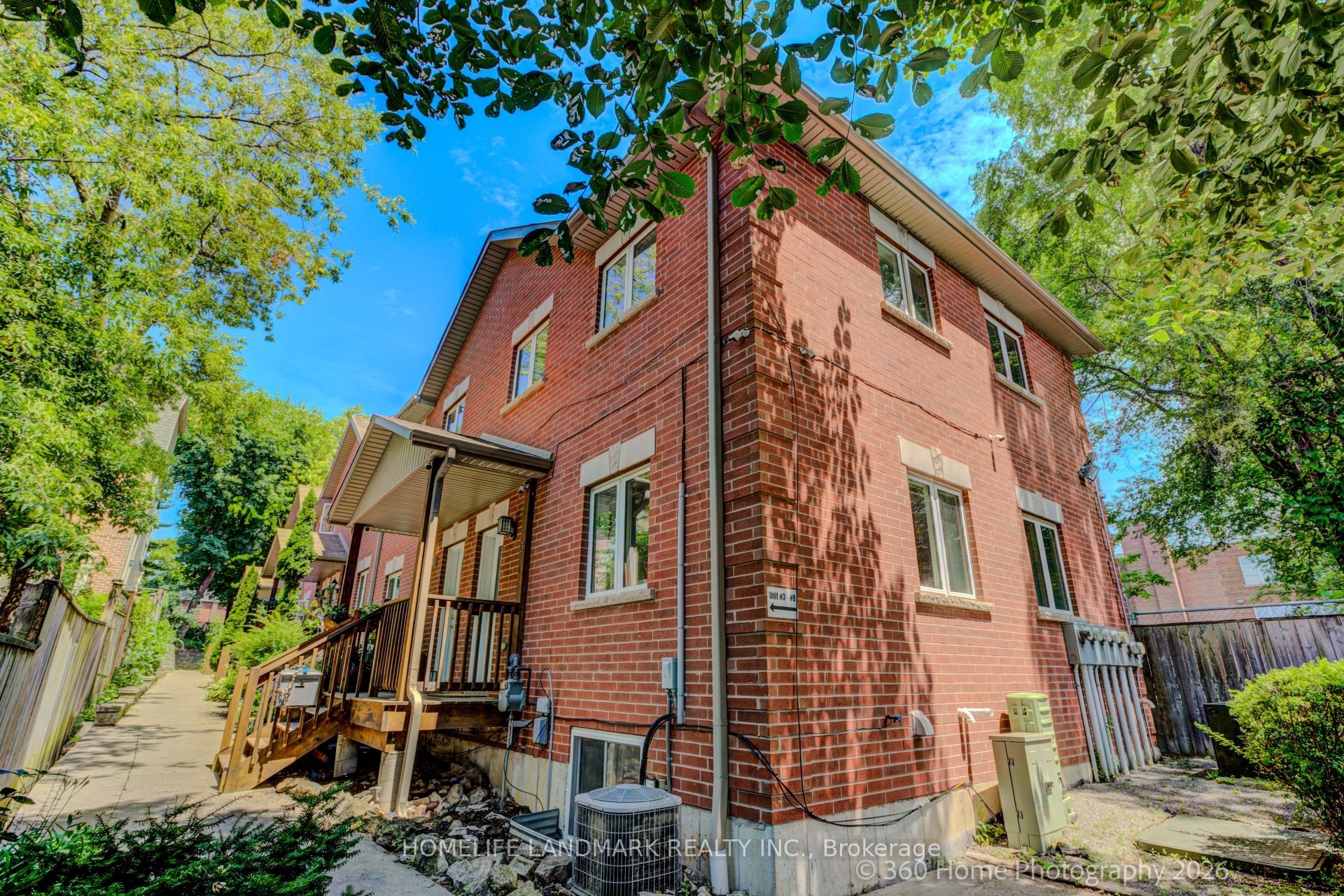 736 Kingston Road 3