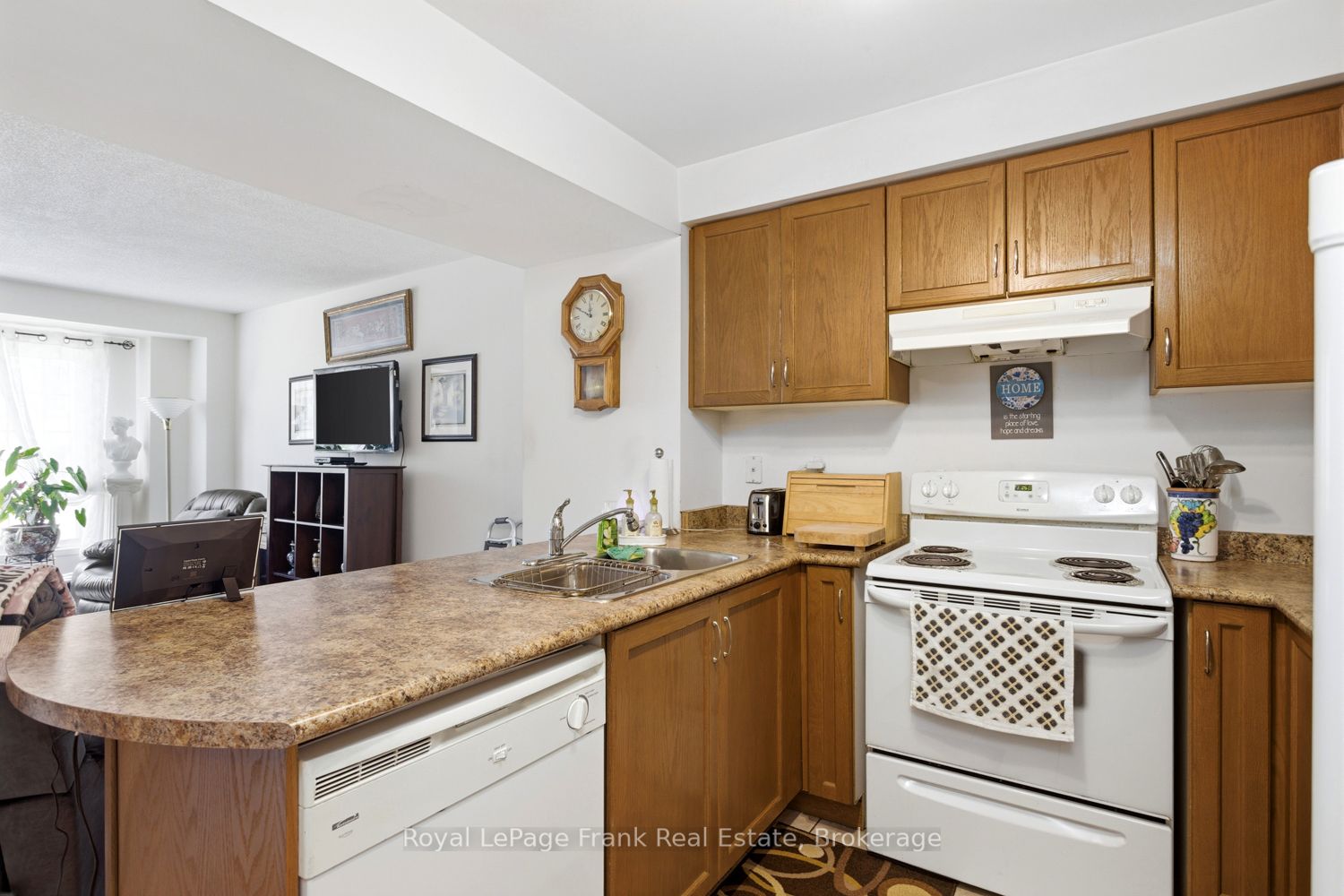 31 Linnell Street Property Photo 10