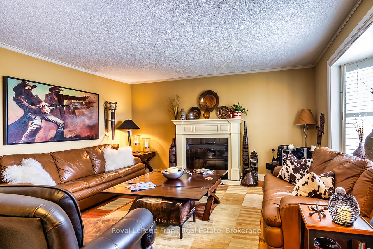1361 Highway 7a Property Photo 4