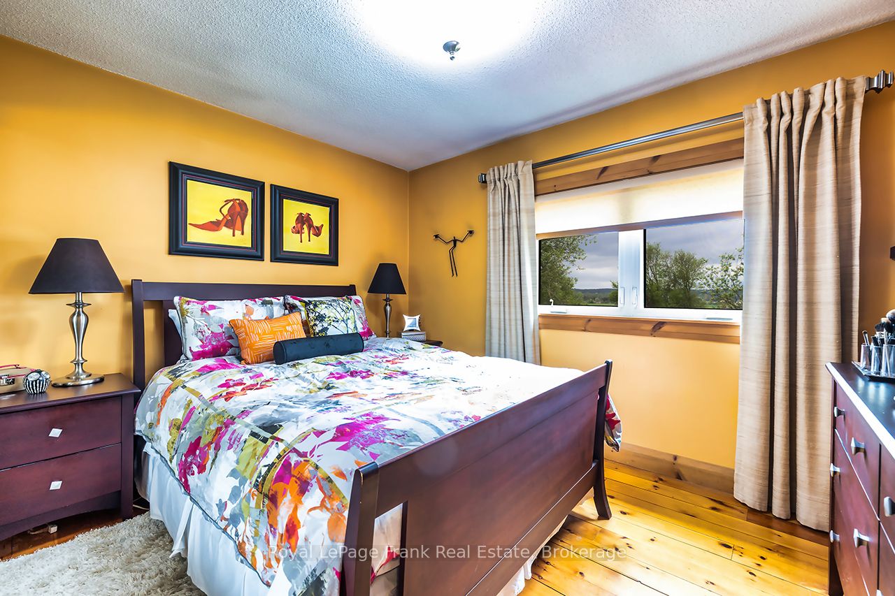 1361 Highway 7a Property Photo 7