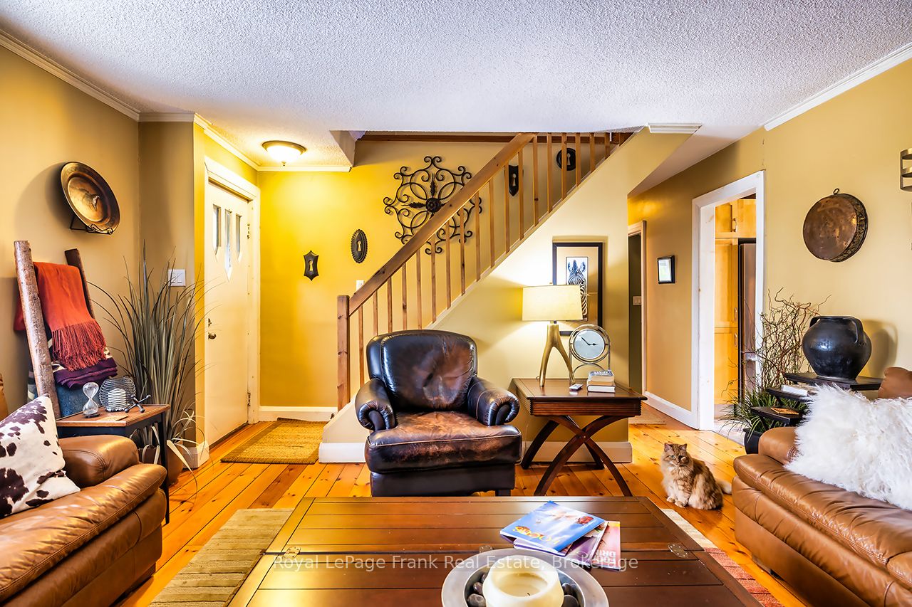 1361 Highway 7a Property Photo 13
