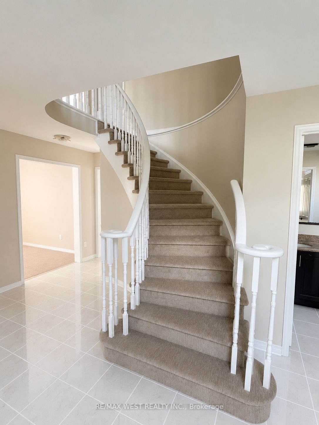 60 Furrow Drive Property Photo 3