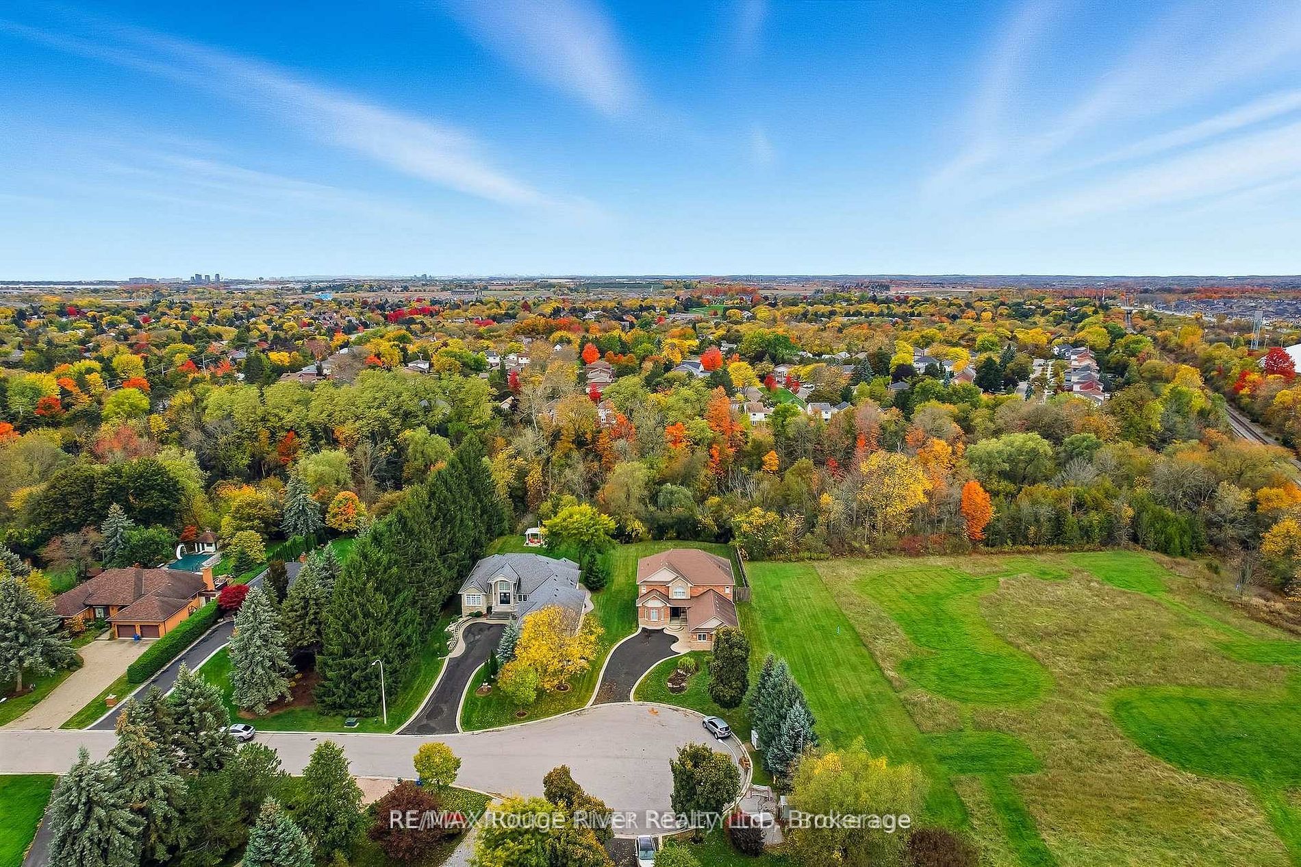 30 Hanover Court Property Photo 5