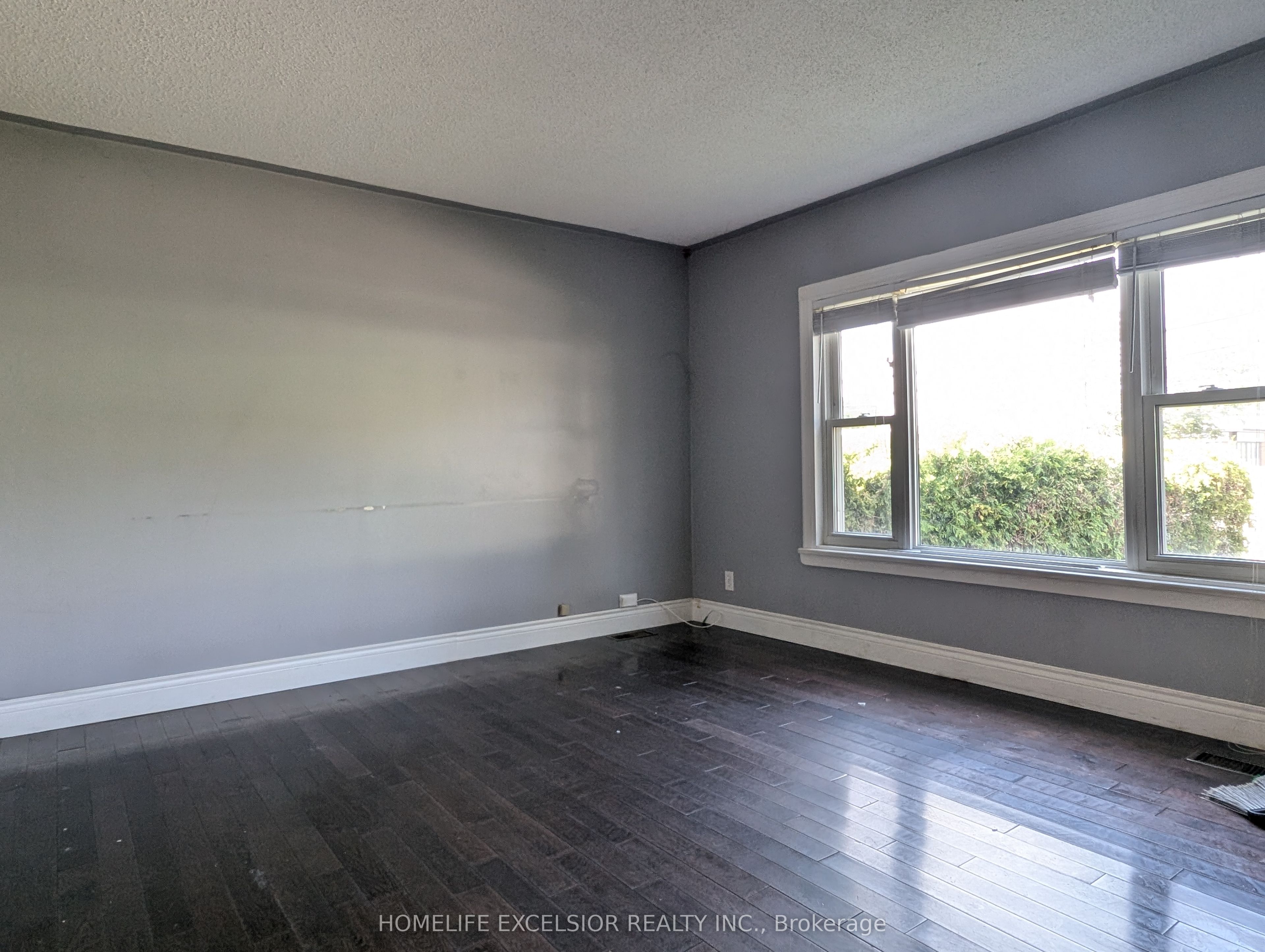 1478 Simcoe Street N Property Photo 10