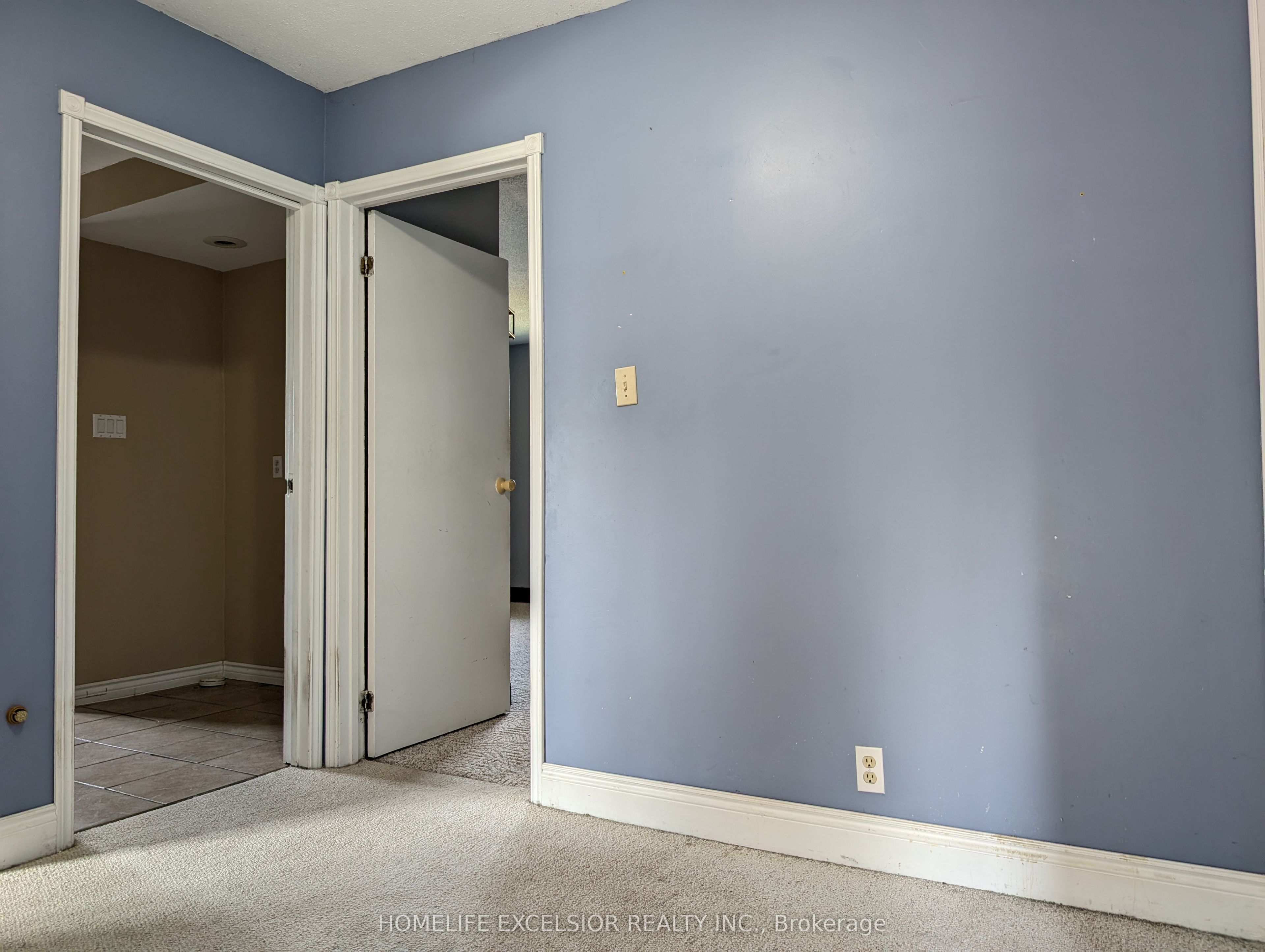 1478 Simcoe Street N Property Photo 16