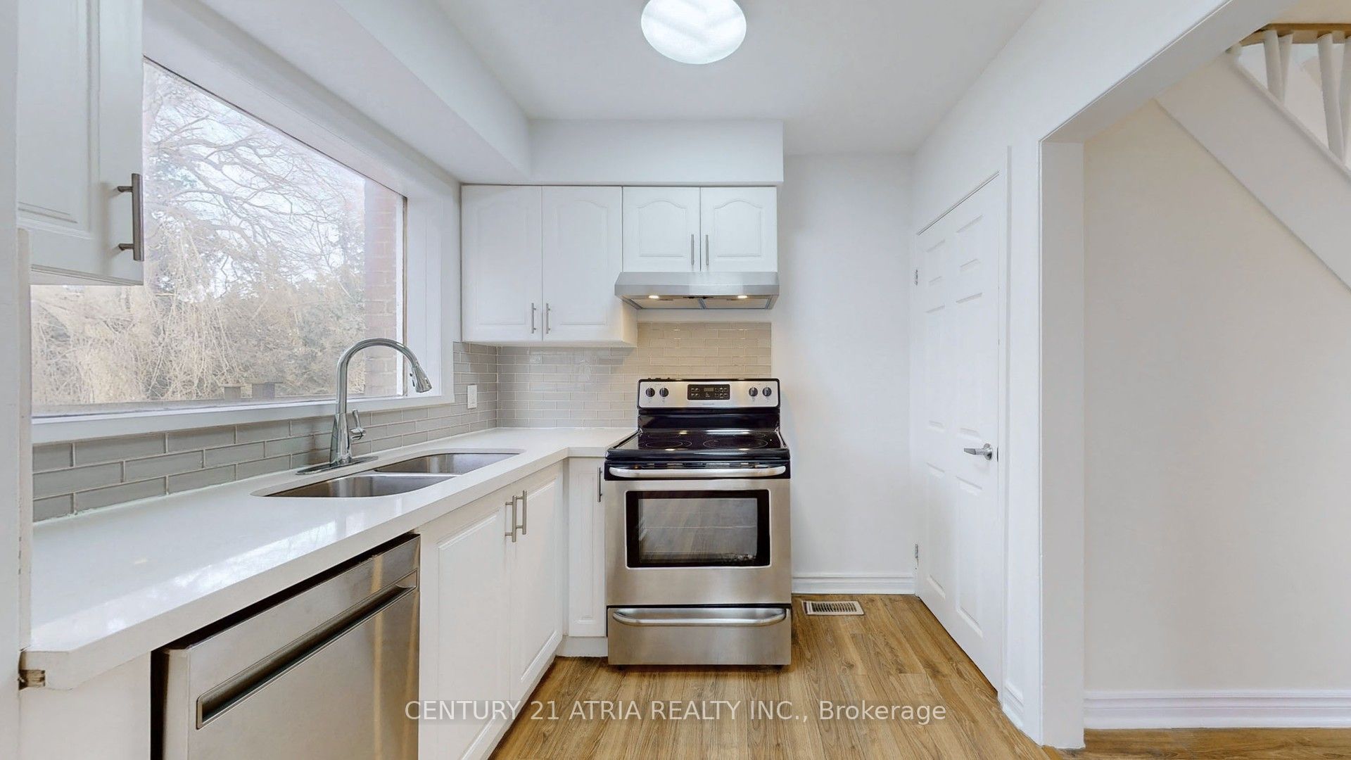 126 Celeste Drive Main Property Photo 12