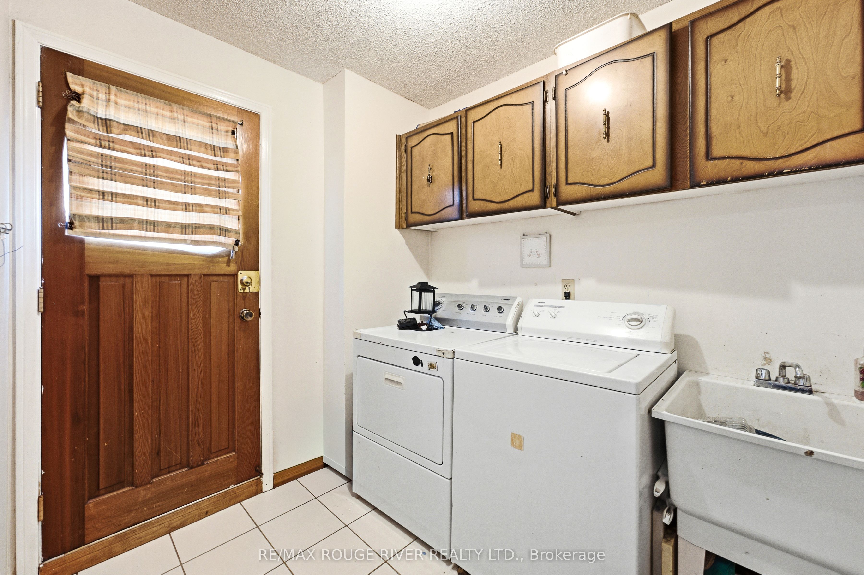 51 Sugarbush Square Property Photo 19