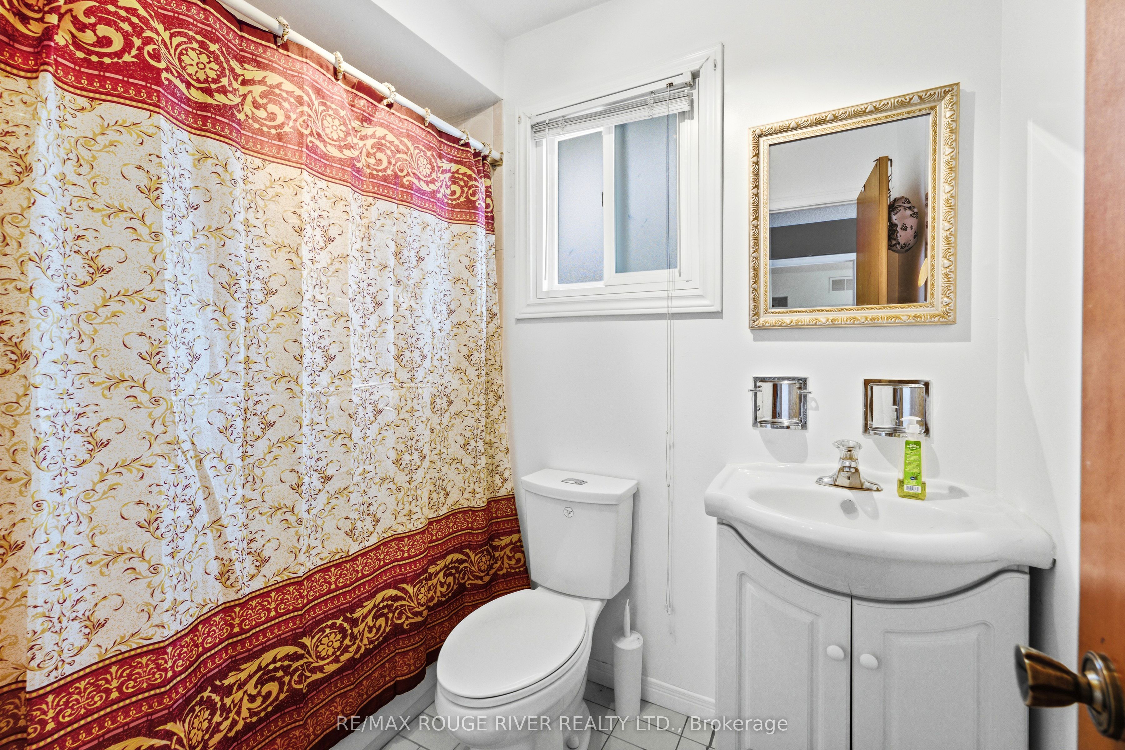 51 Sugarbush Square Property Photo 24